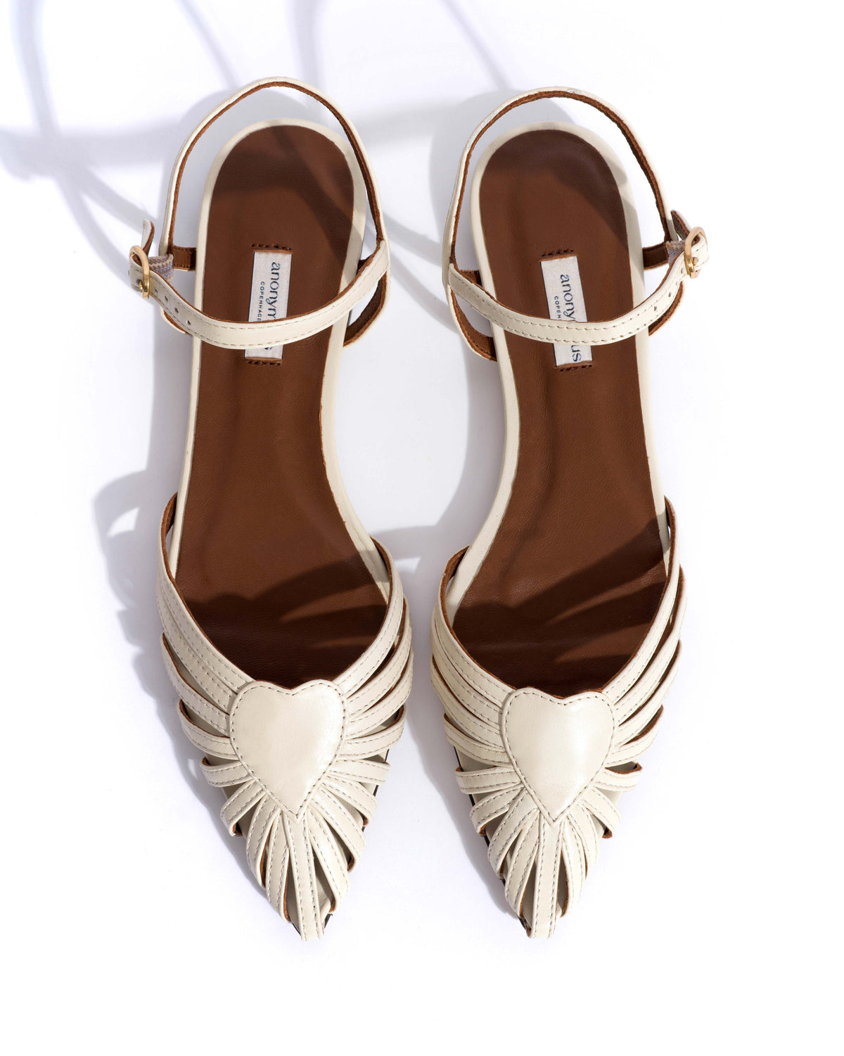 Keesha 10 Shiny lamb White sand