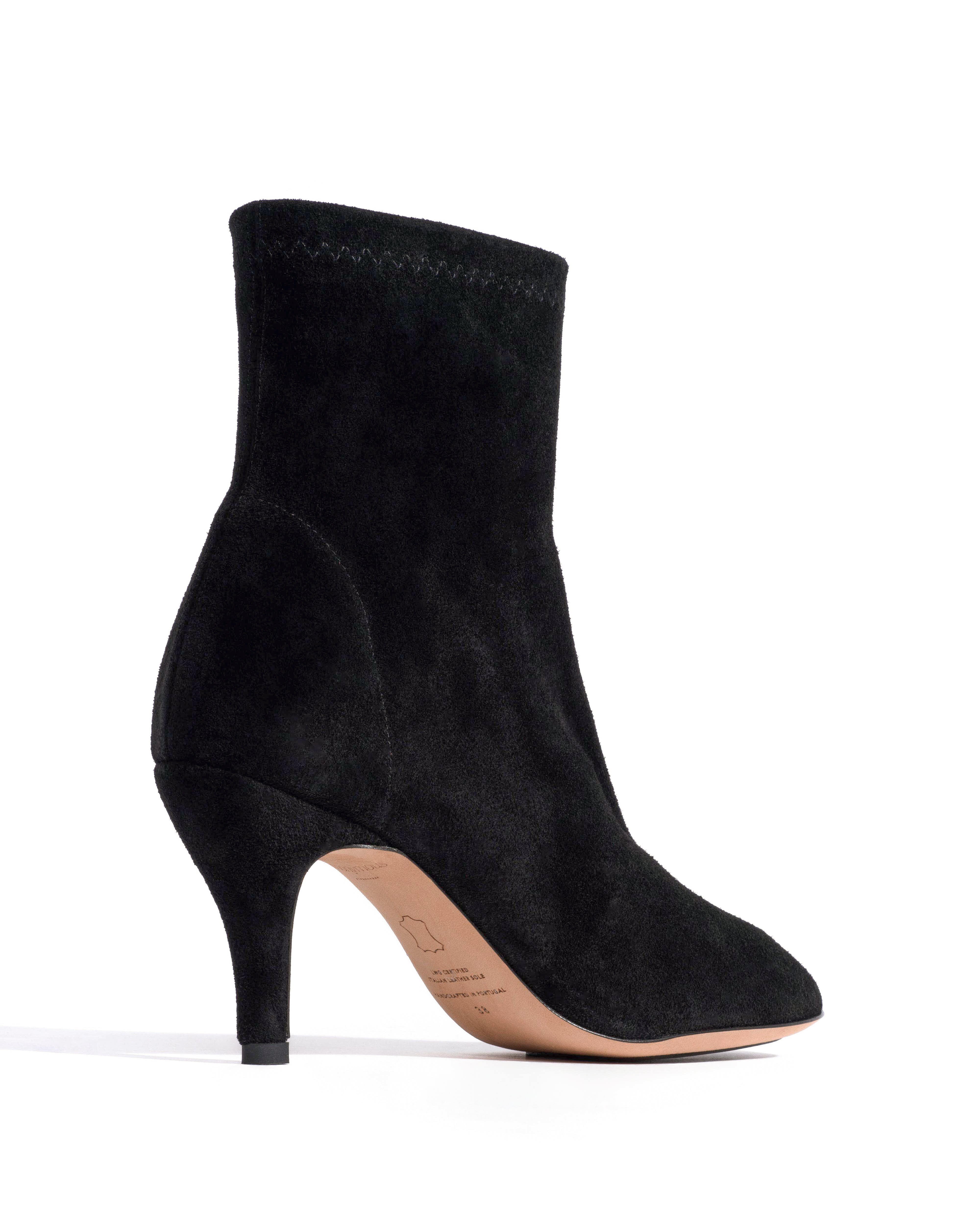 Adriana 80 Calf suede Black