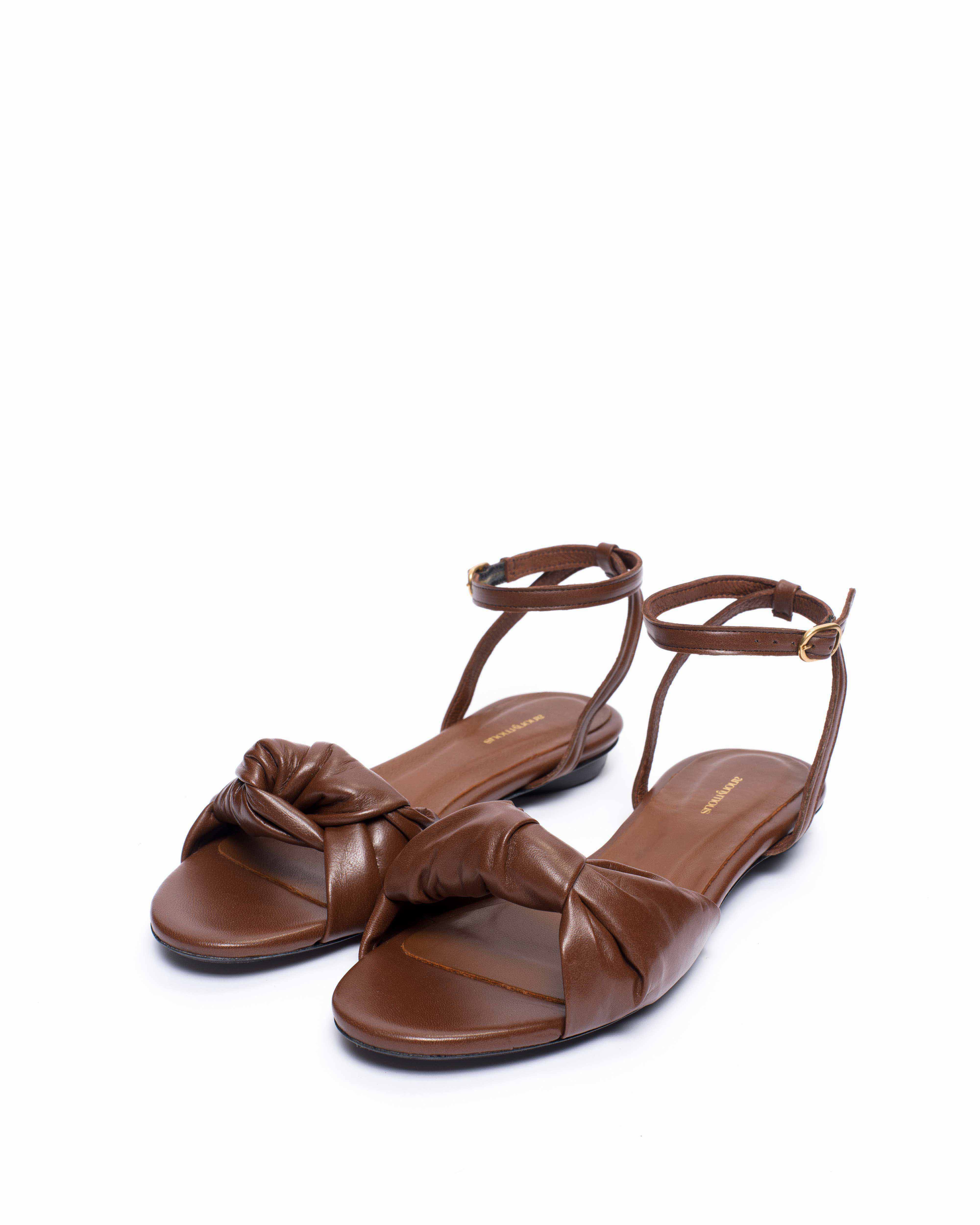 Aliza 10 Shiny lamb Chocolate
