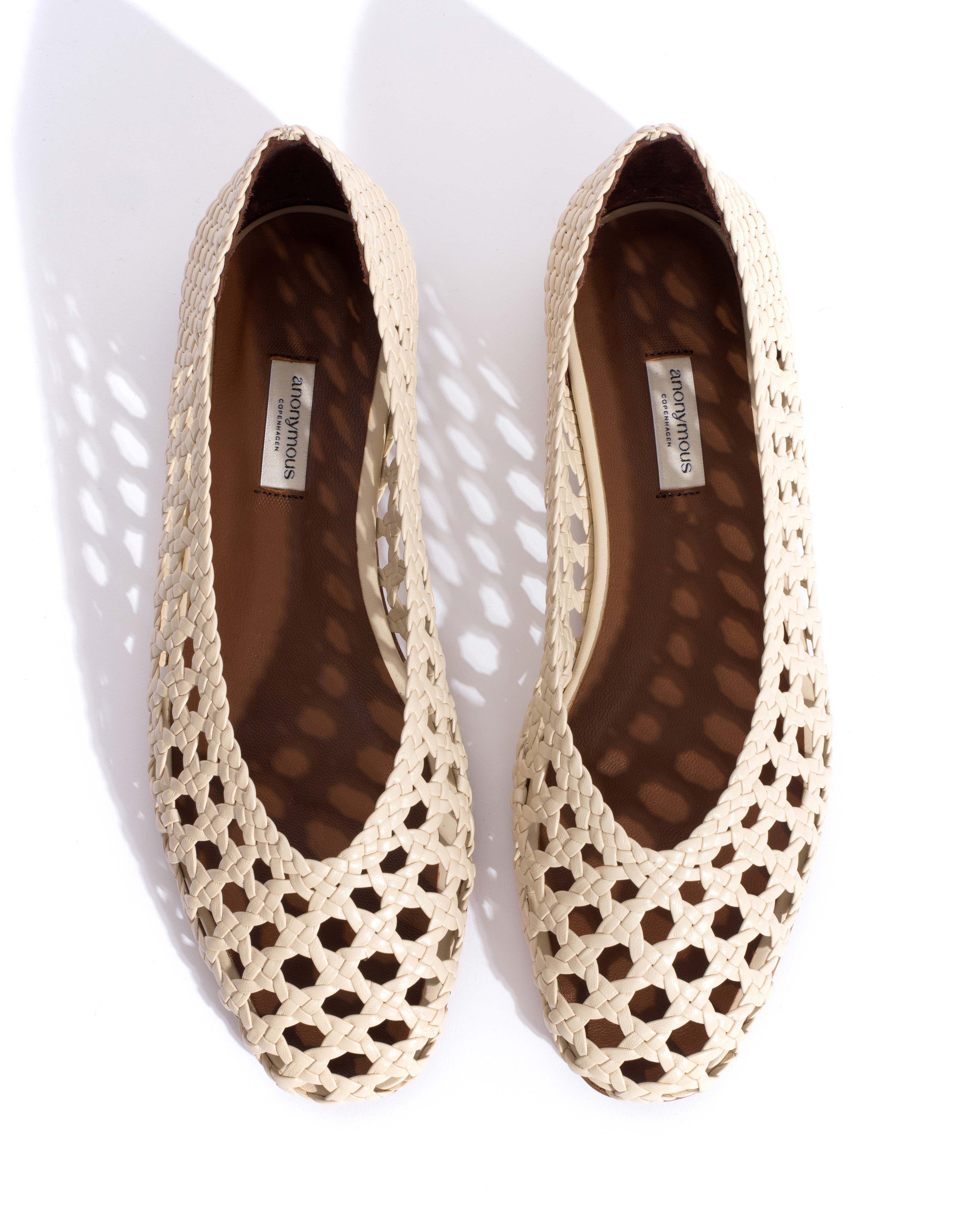 Sessi 10 Hand-braided leather White sand
