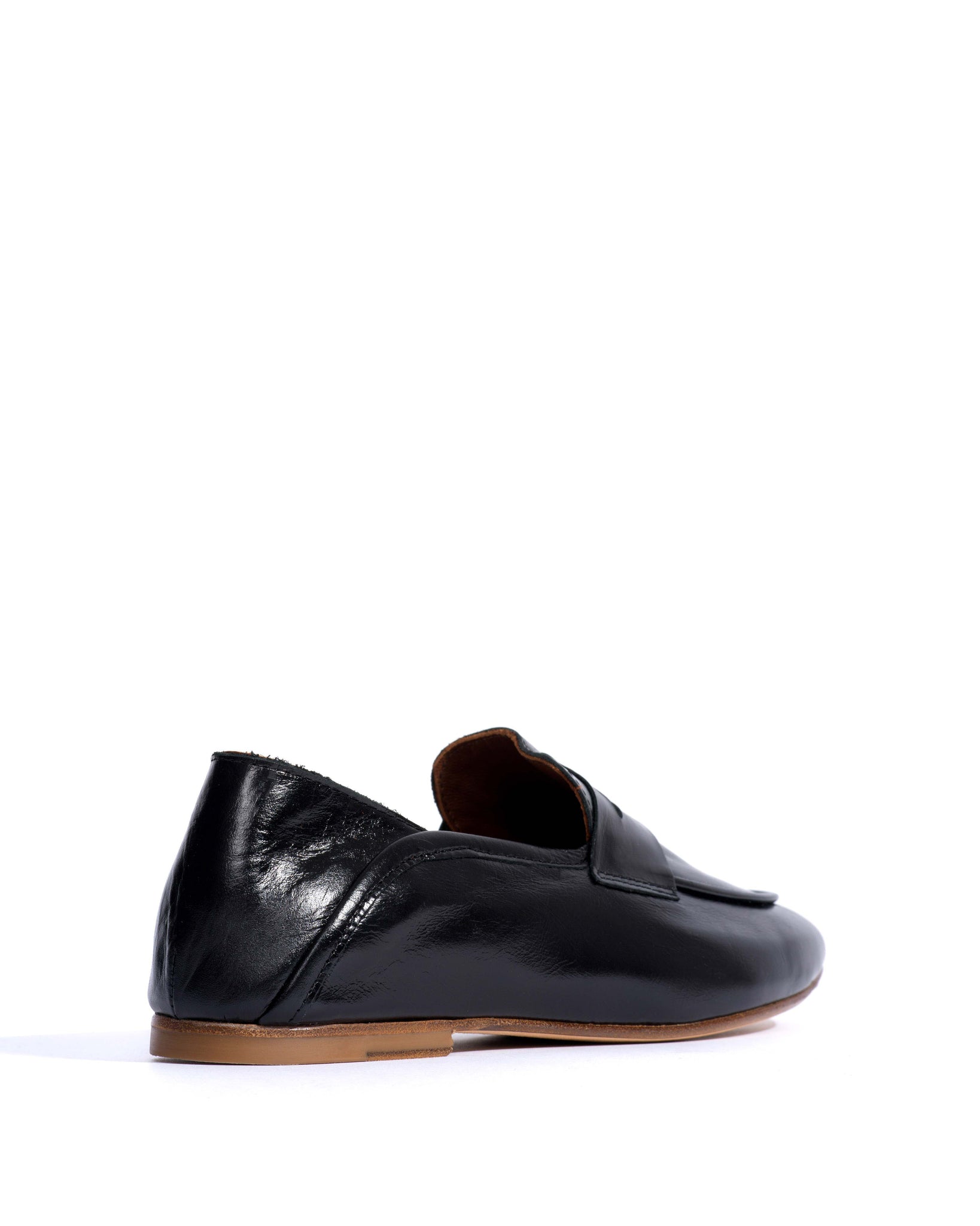 Lindsay Crinkled polished goat Black - Anonymous Copenhagen Flat-loafers & ballerinas & pumps
