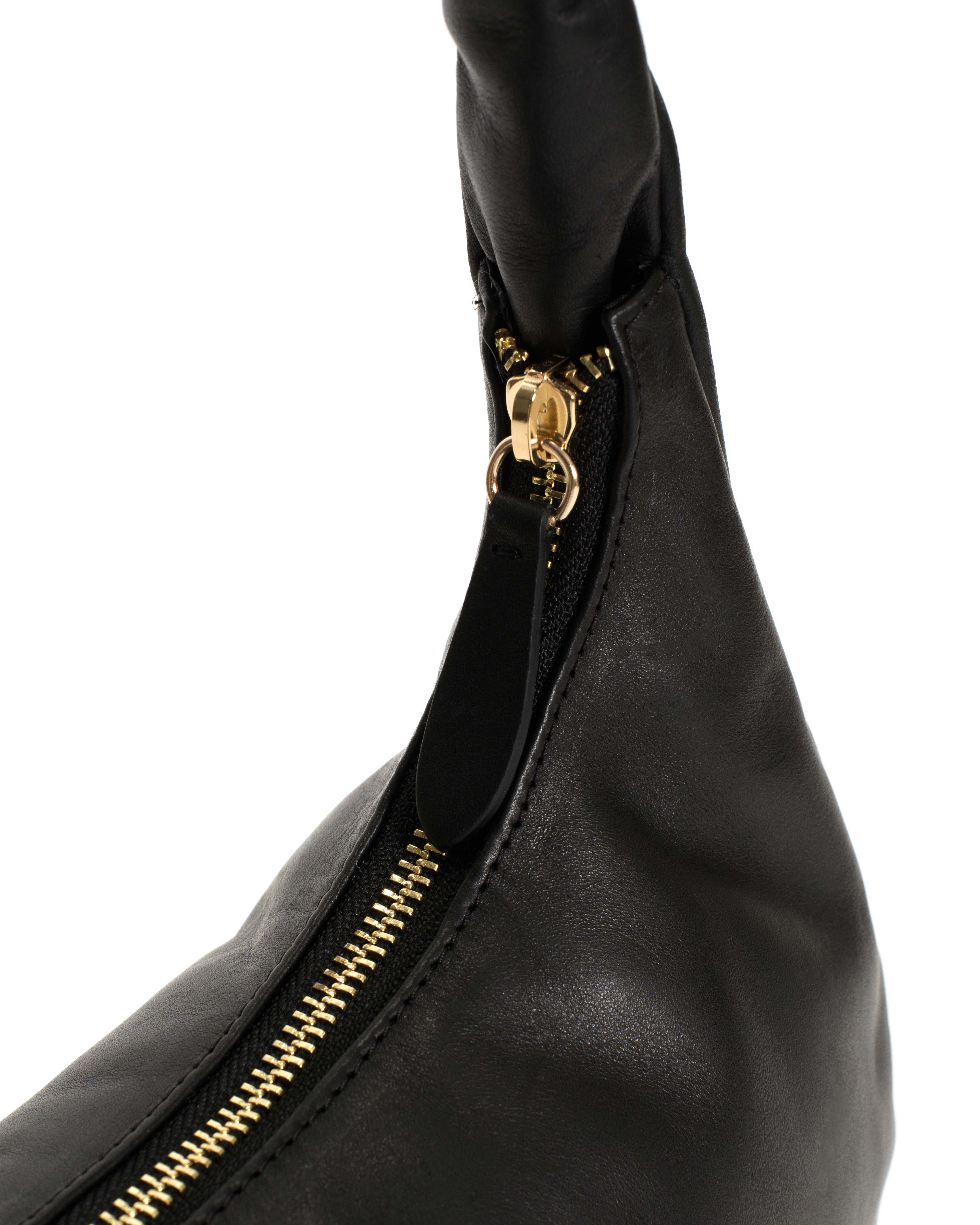 Shane grand pillow bag Soft calf Black