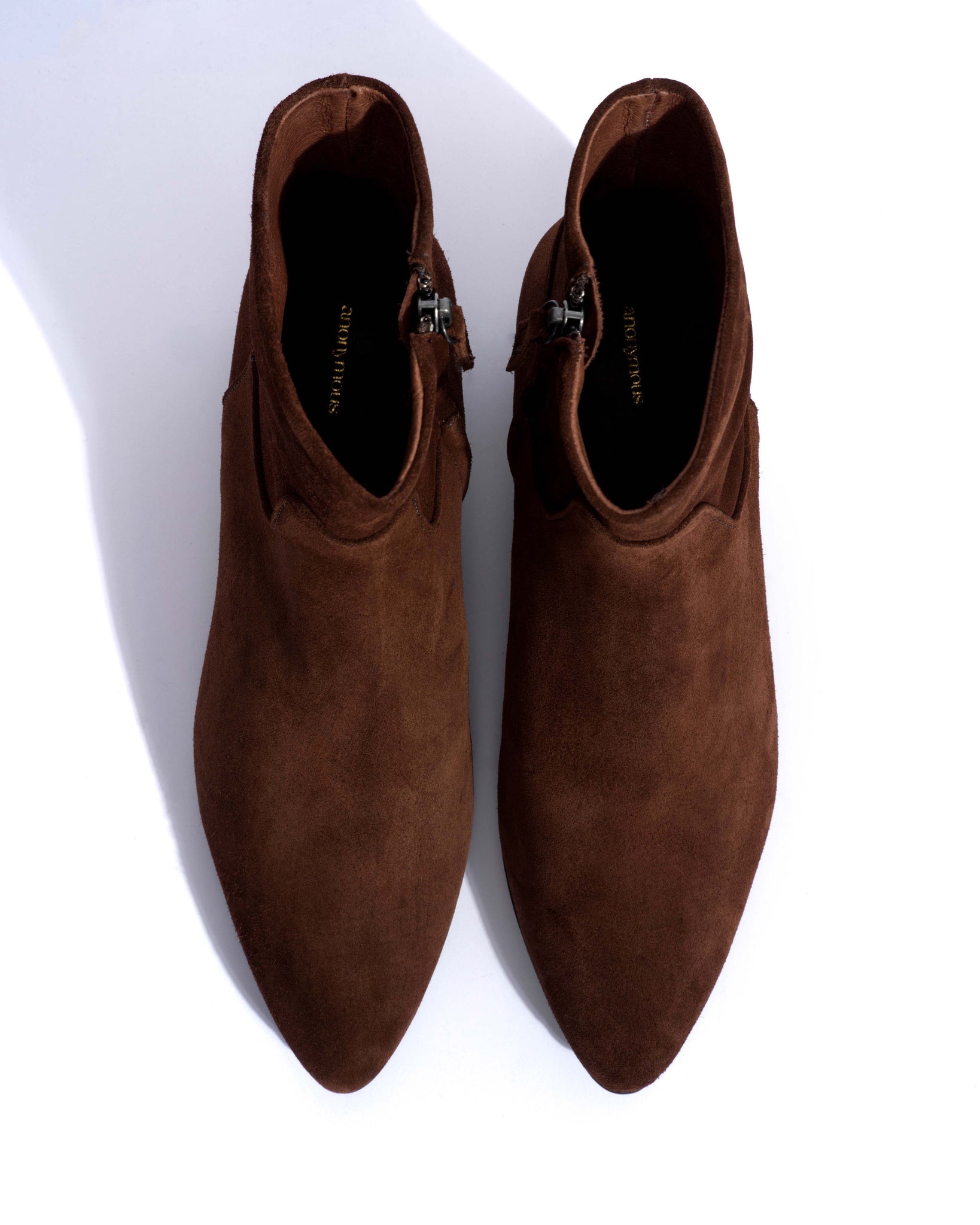 Morie 20 Calf suede Chocolate -