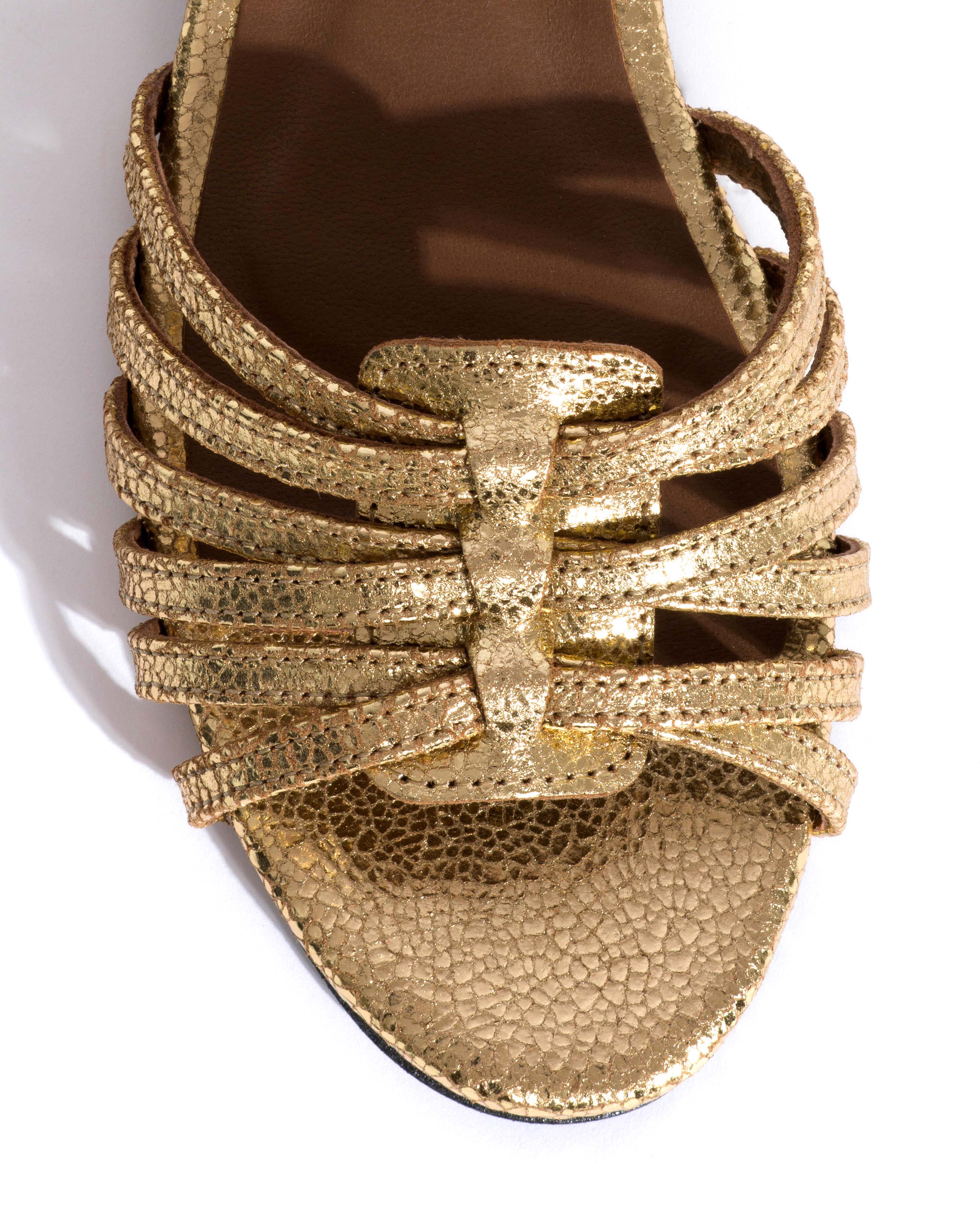Mareike 10 Crackled metallic goat Gold