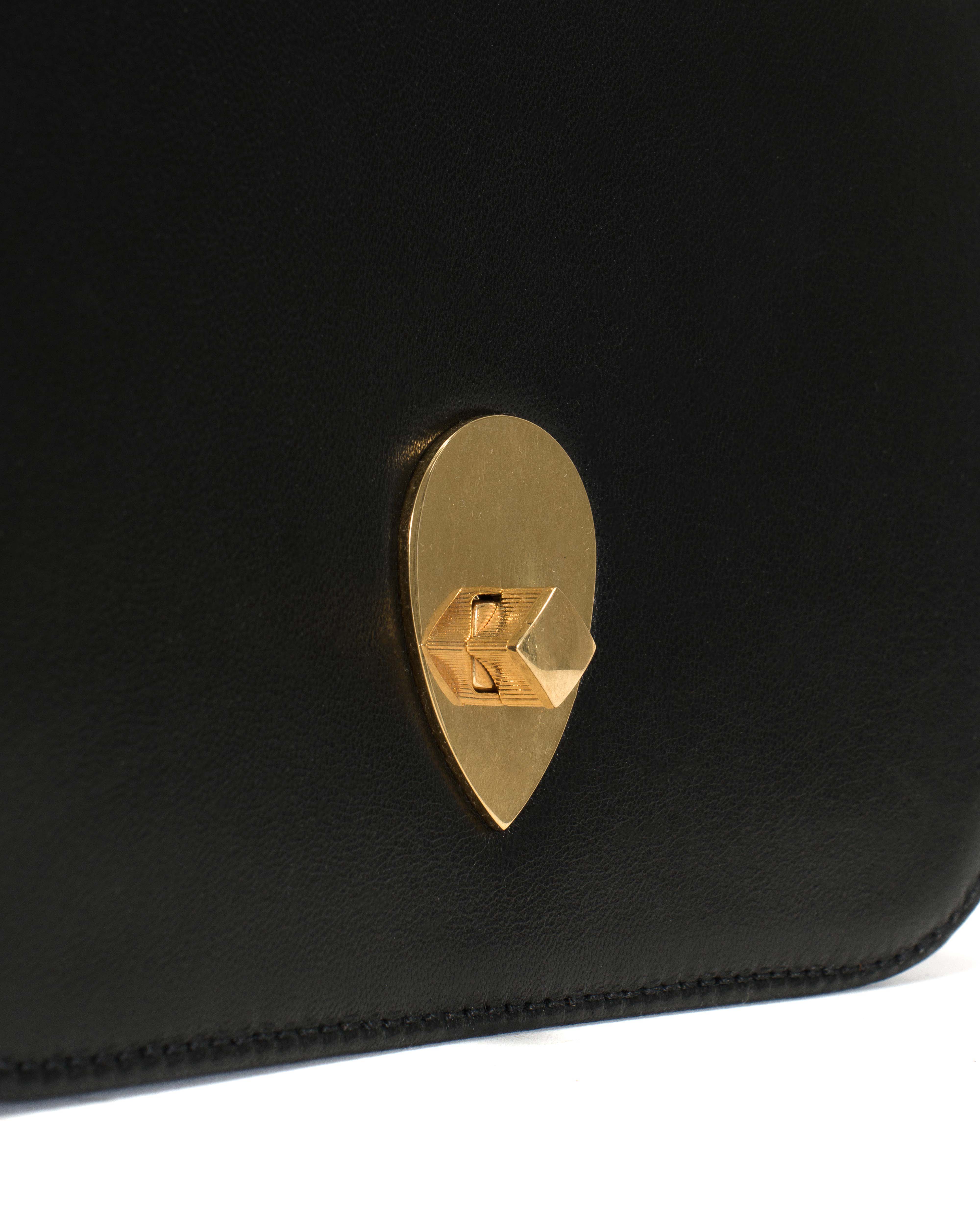 Nielle petite crossover bag Shiny lamb Black