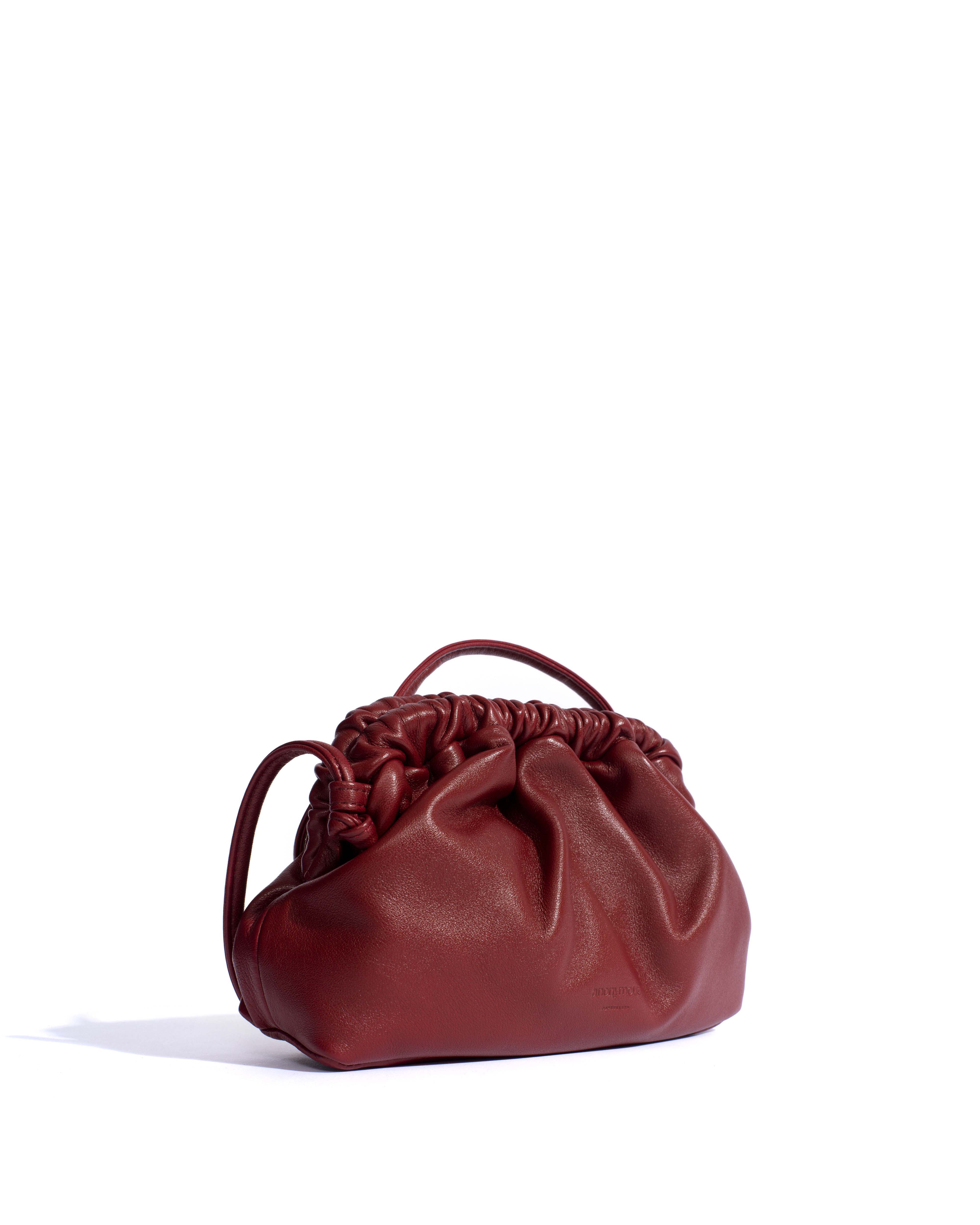 Hally petite cloud bag Shiny lamb Pomegranate