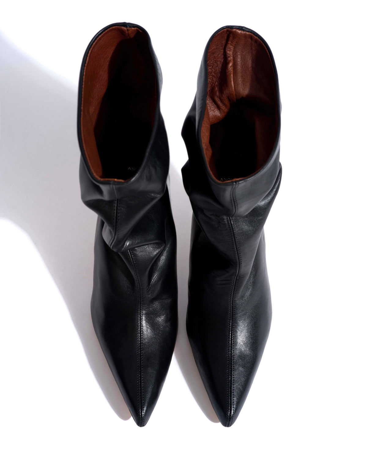 Vully 80 Soft calf Black