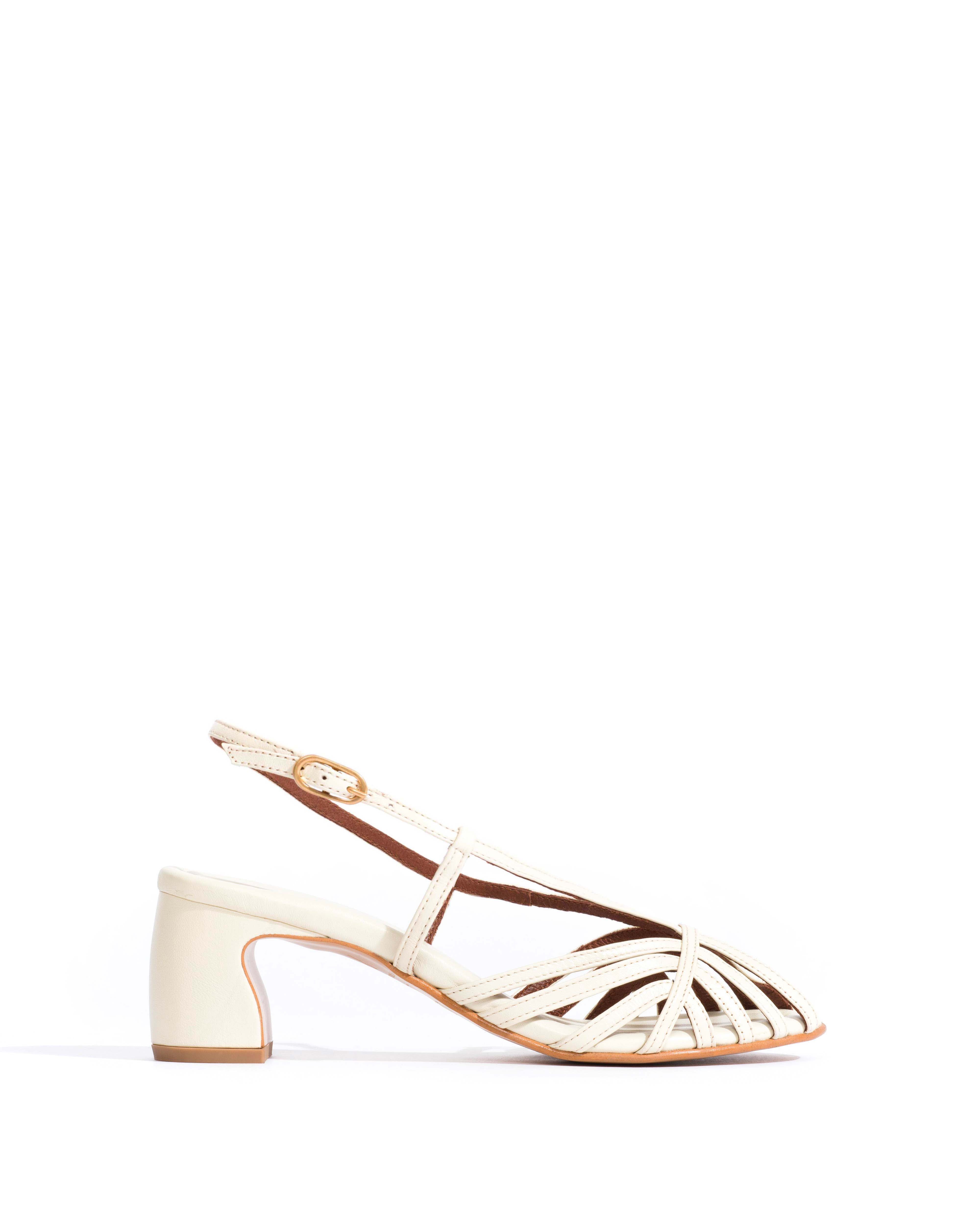 Briddie 50 Shiny lamb White sand