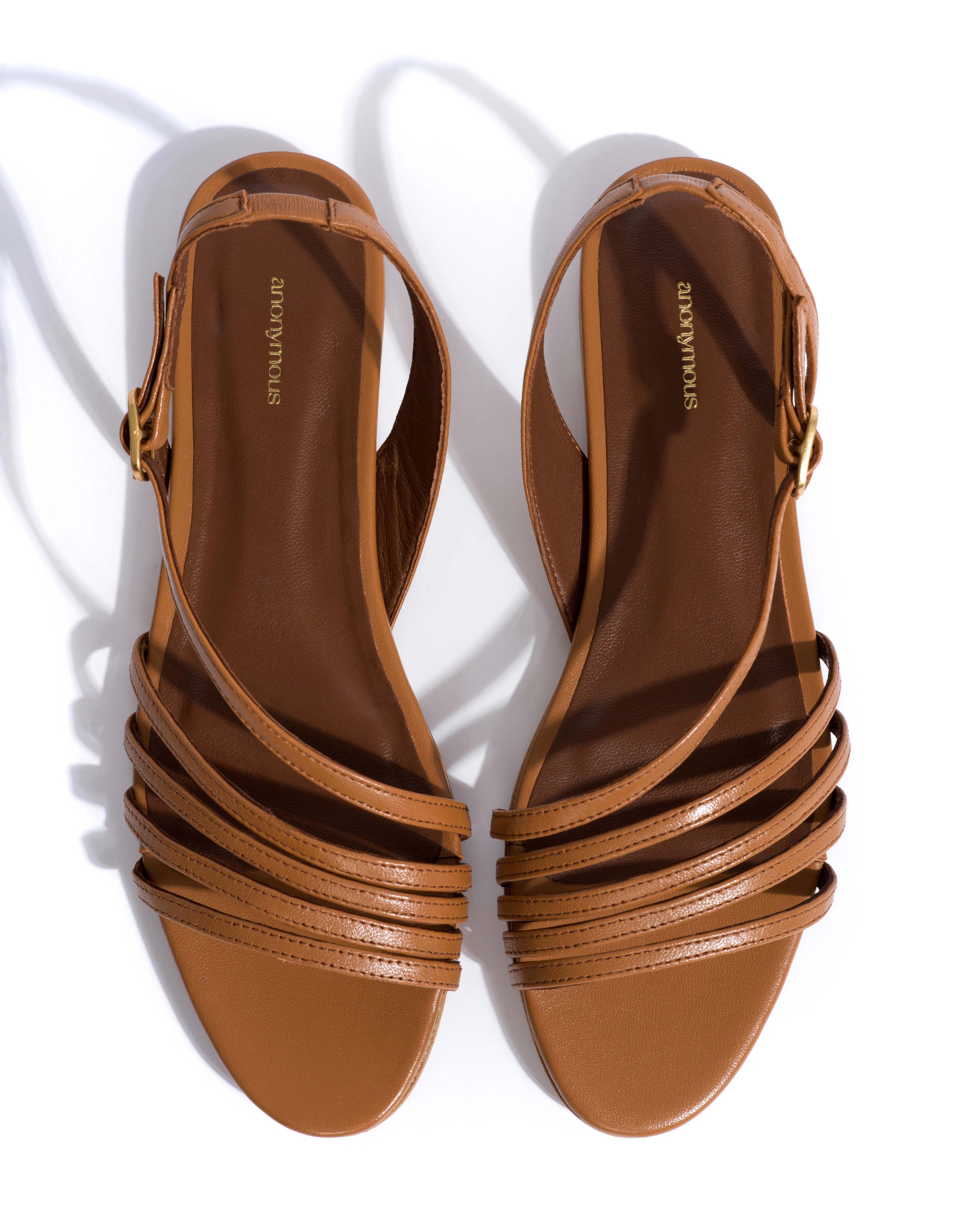 Naia 10 Shiny lamb Caramel