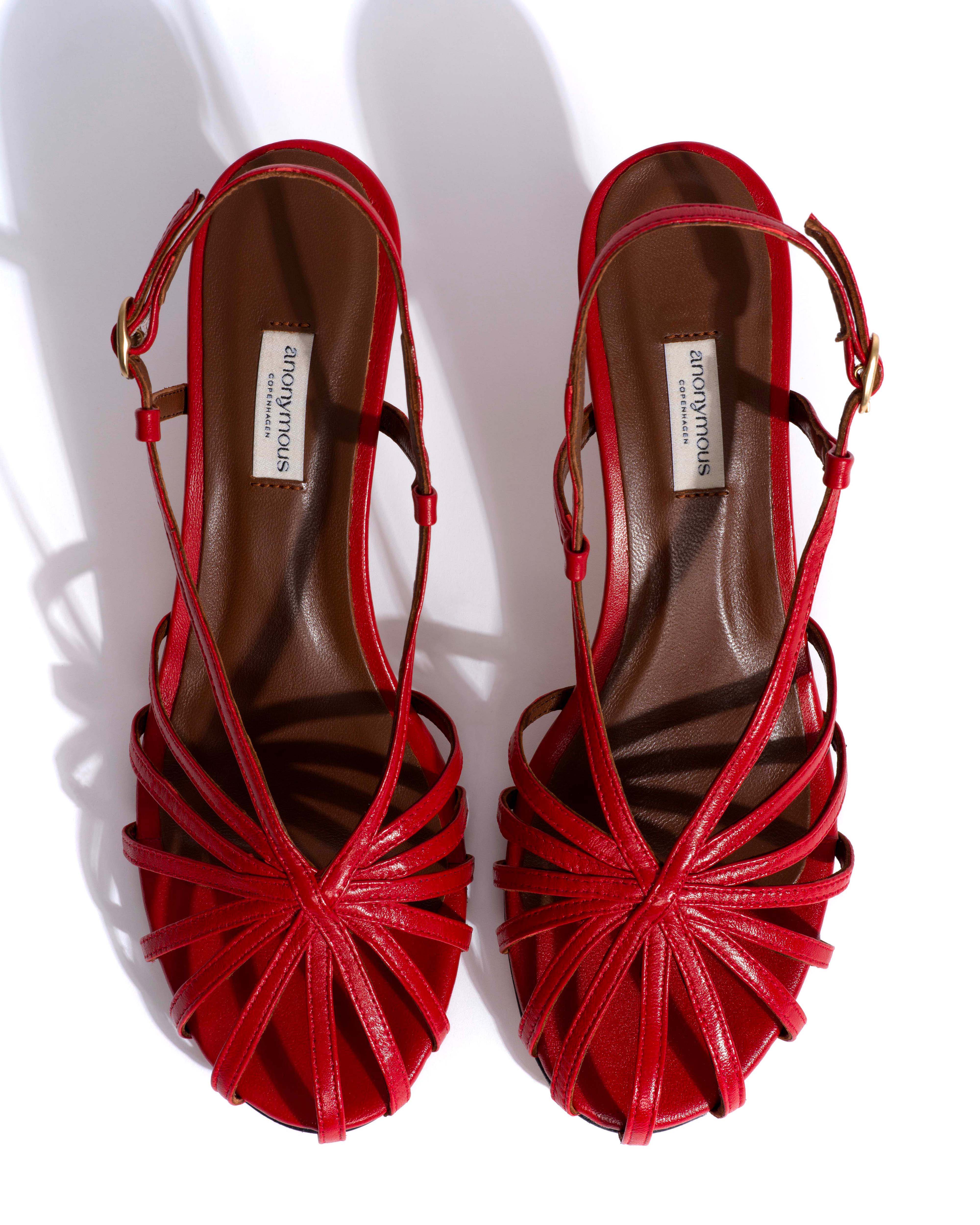 Candace 55 Shiny lamb Ruby red