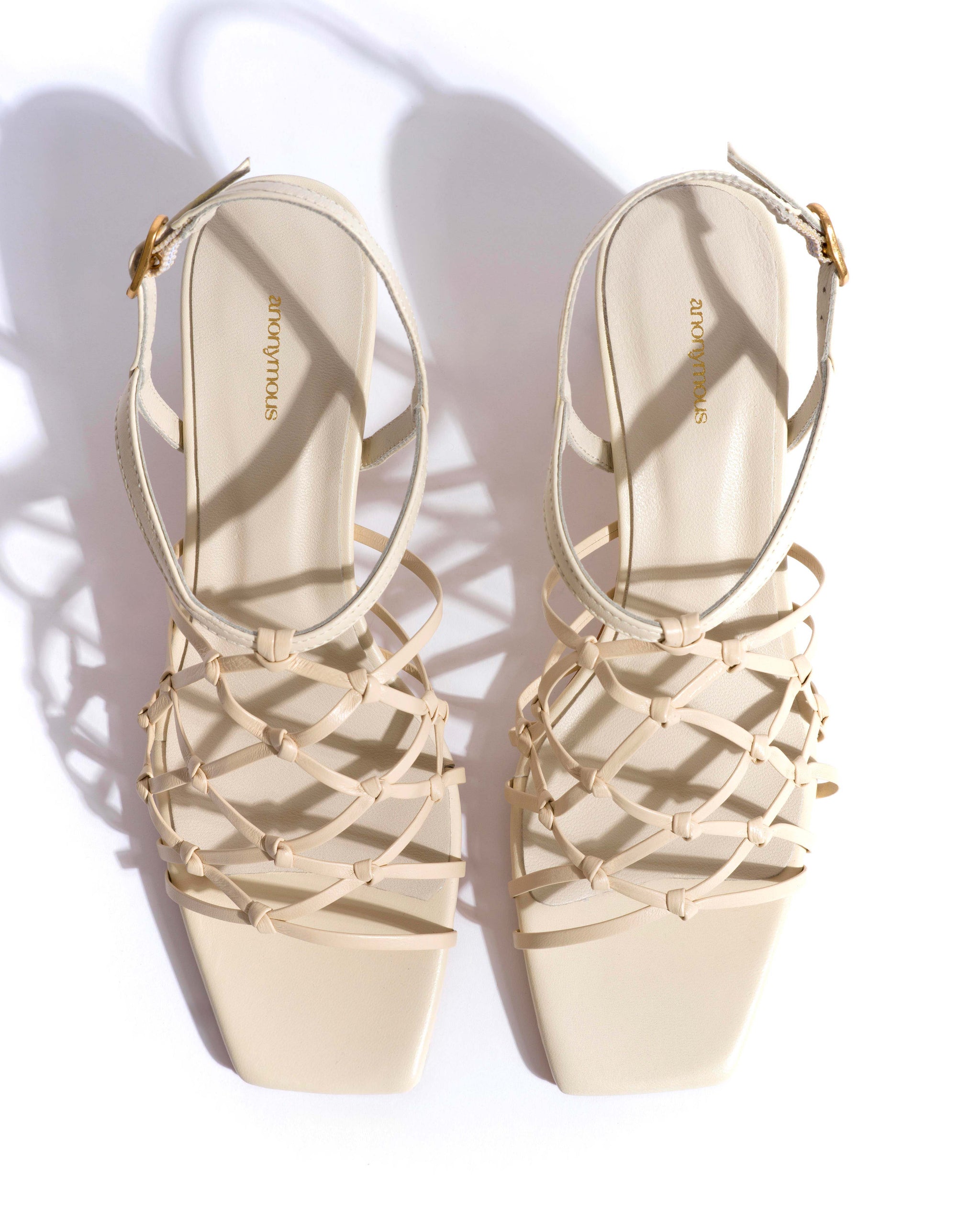 Coco 60 Hand-braided leather White sand