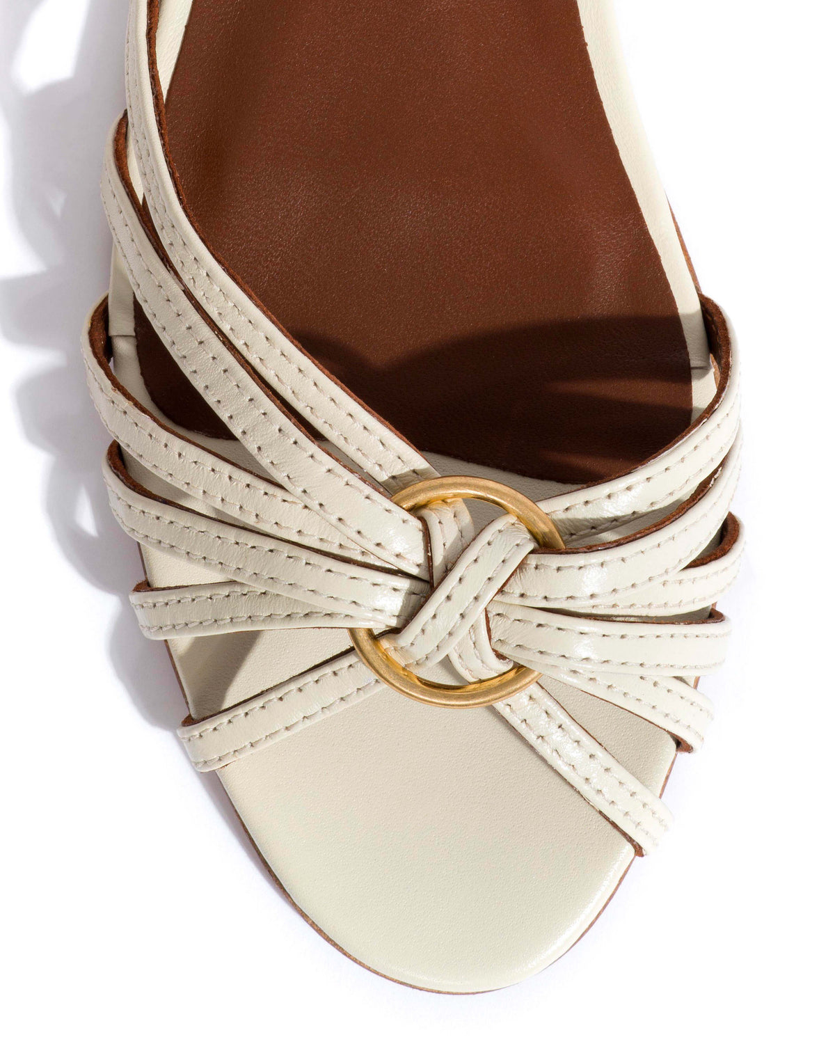 Lopes 10 Shiny lamb White sand
