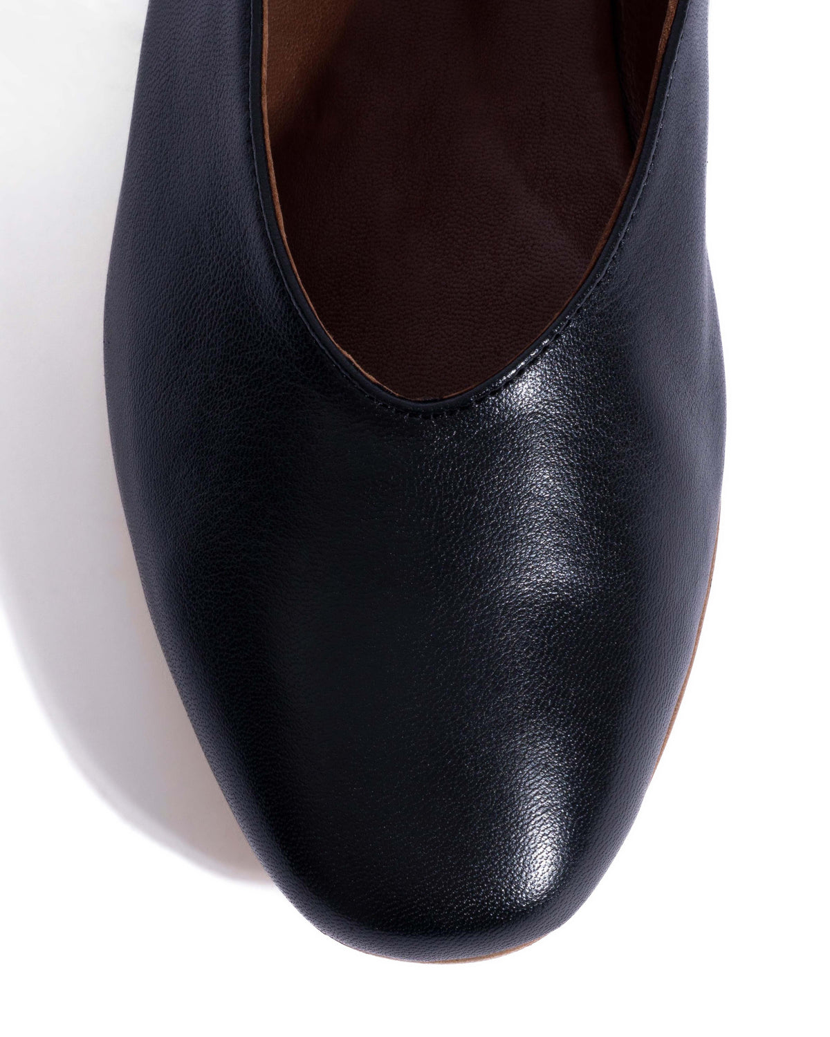 Silja 10 Shiny lamb Black