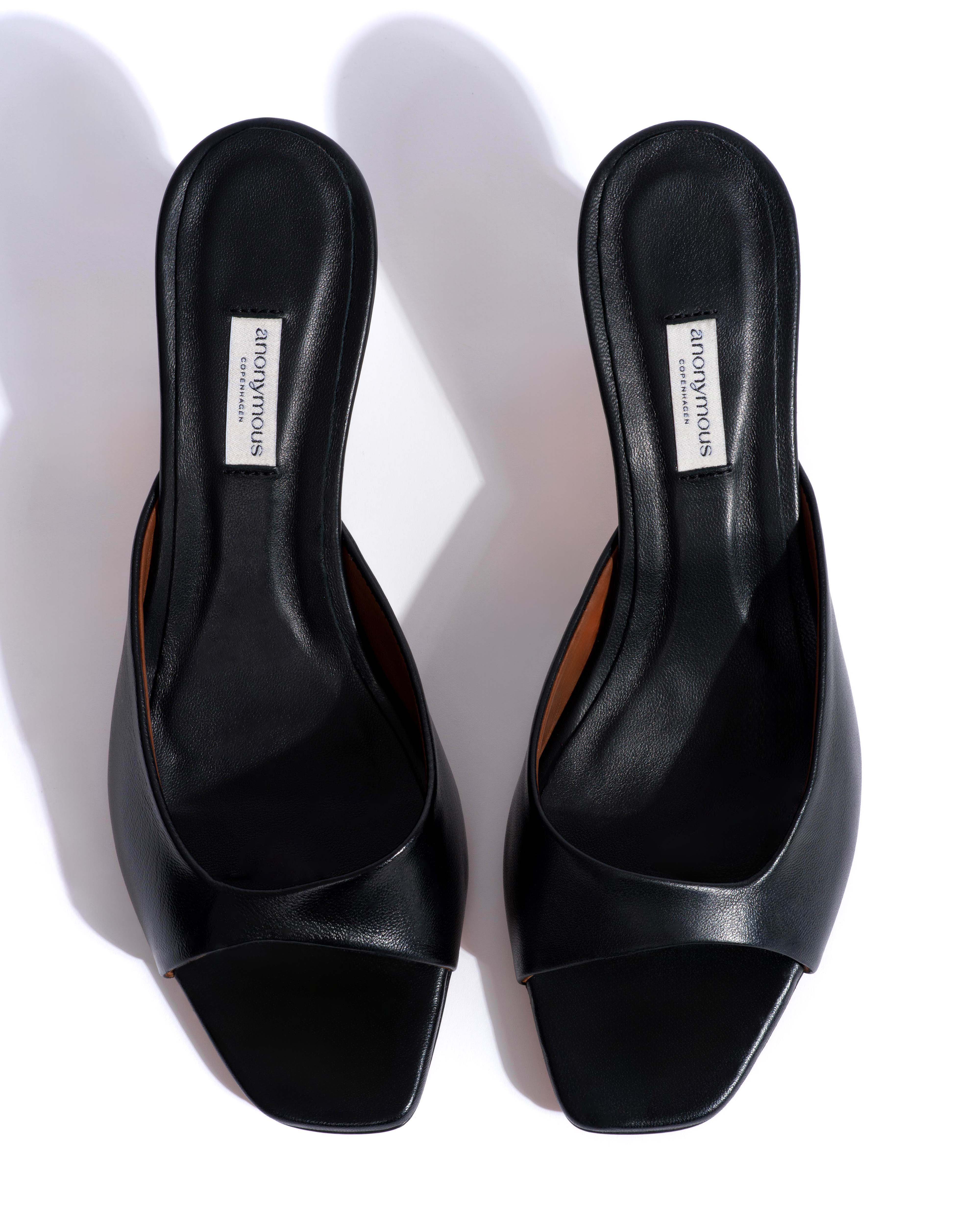 Mazy 55 Shiny lamb Black