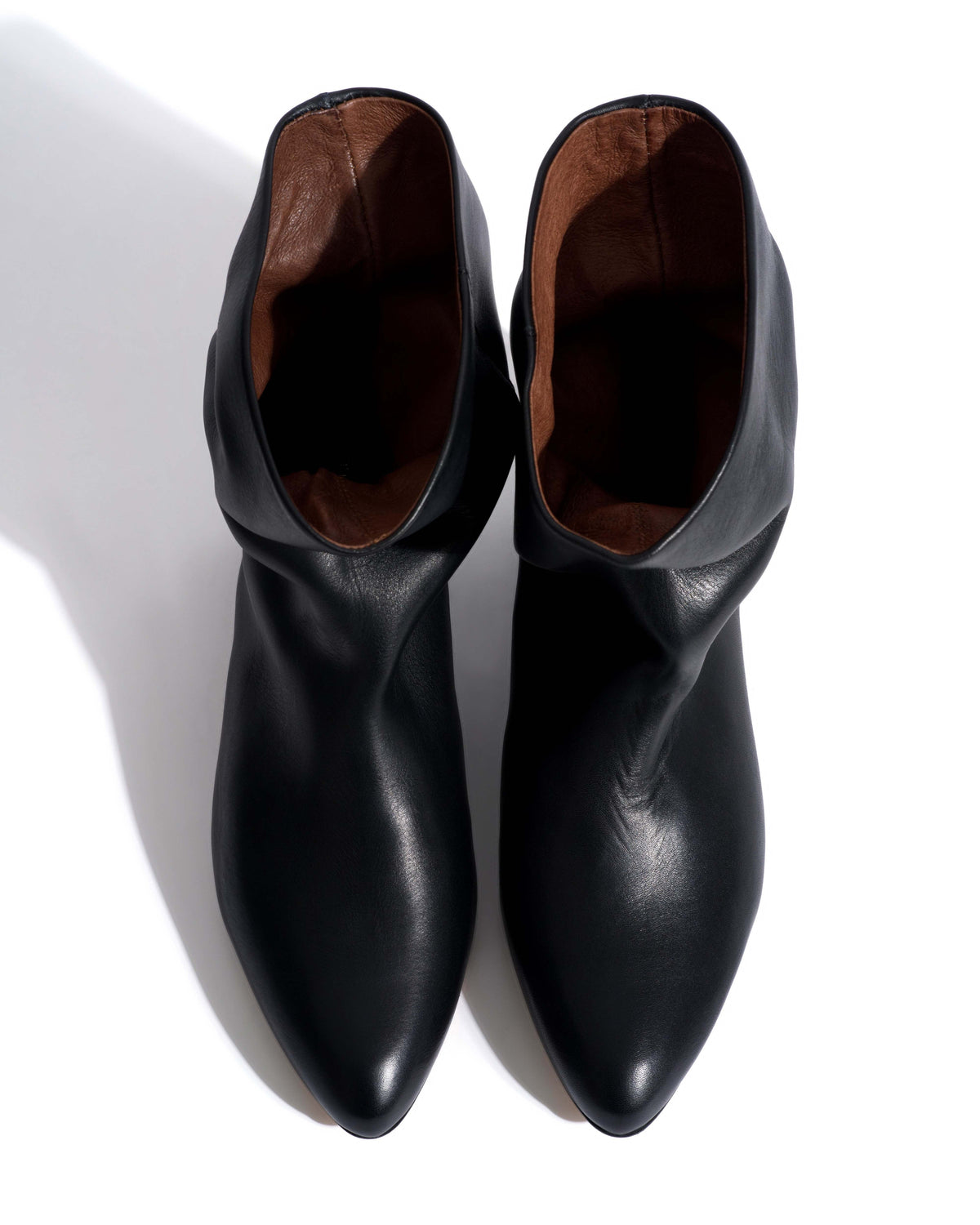Vully 20 Soft calf Black