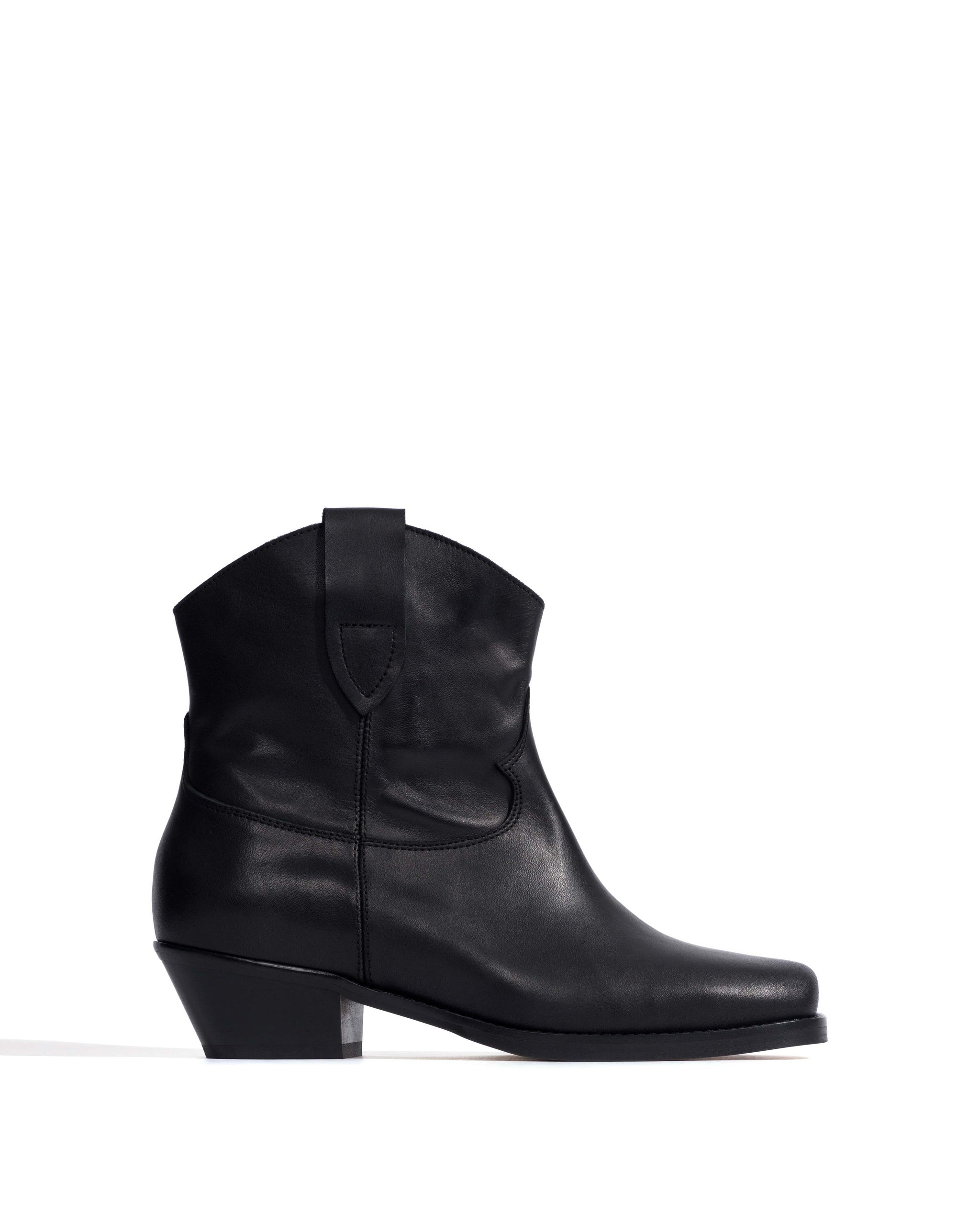 Mandall Soft calf Black