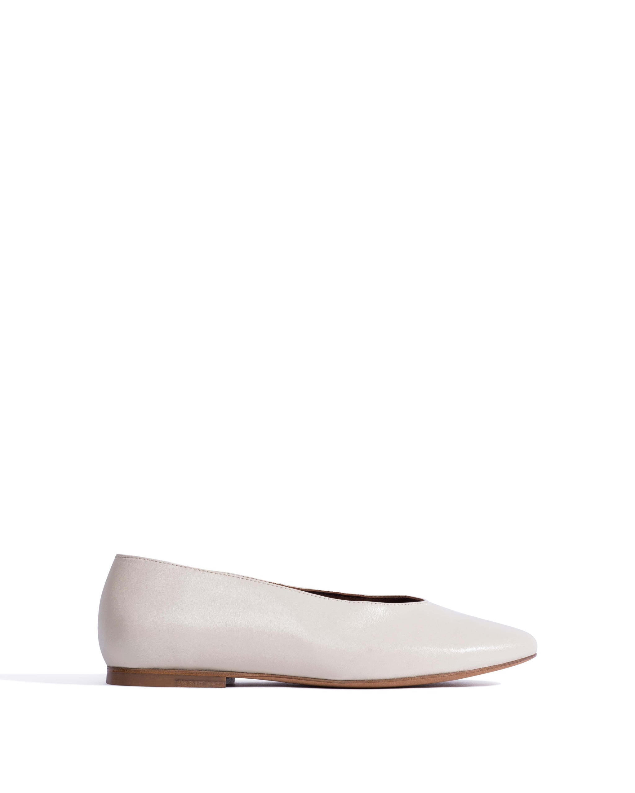 Silja 10 Shiny lamb White sand - Anonymous Copenhagen Flat sandals