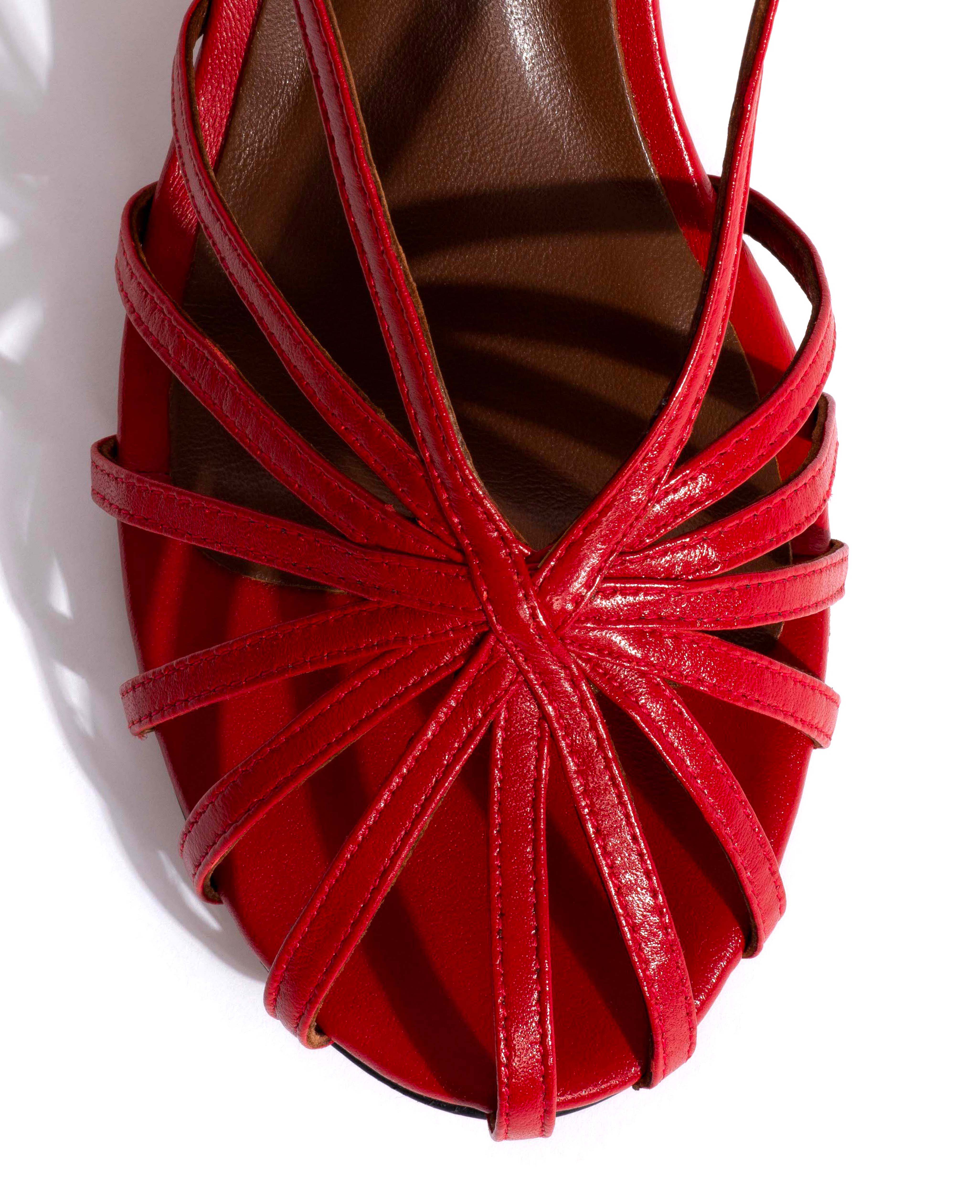 Candace 55 Shiny lamb Ruby red