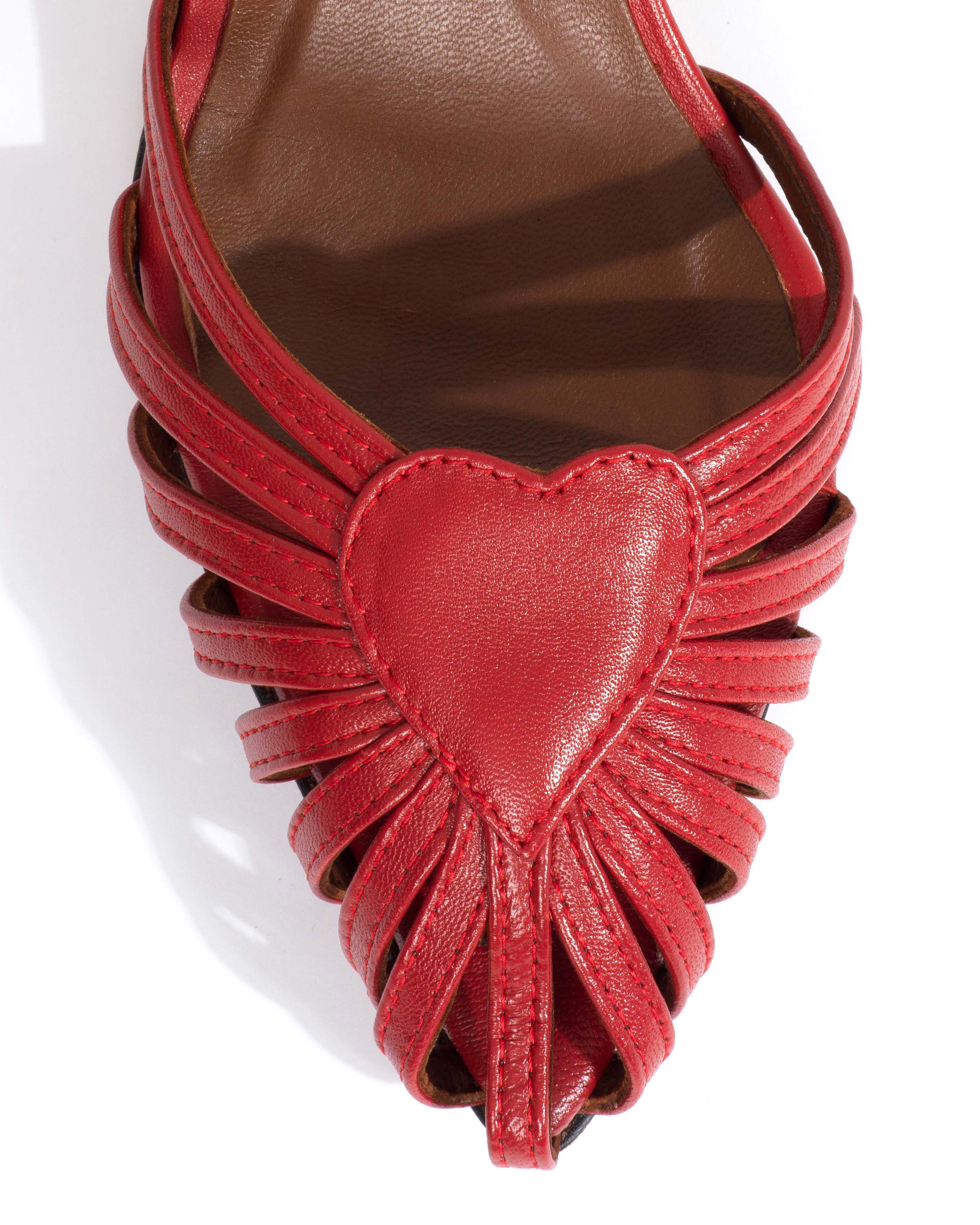 Keesha 55 Shiny lamb Ruby red