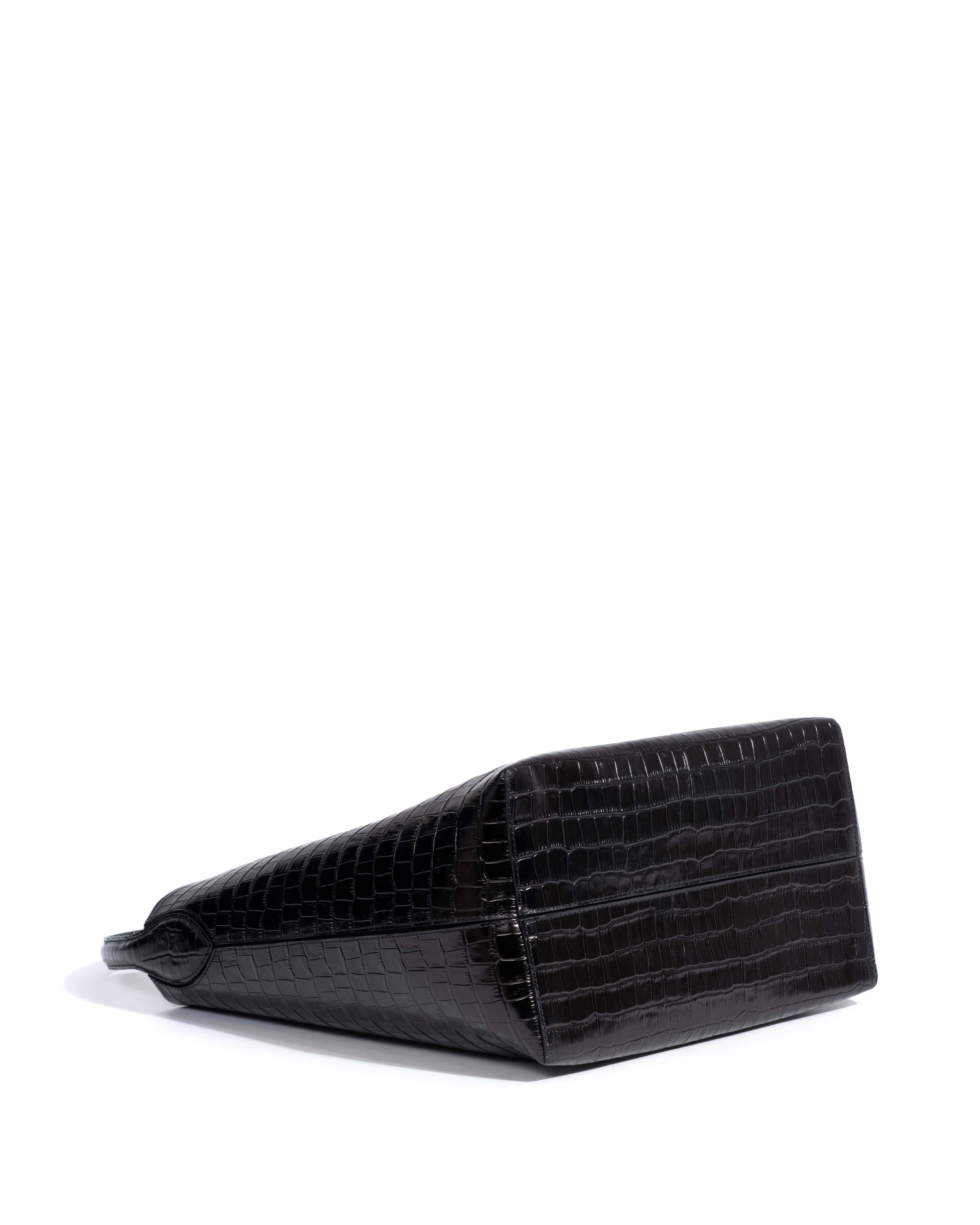 Versa everyday bag Polished croco calf Black