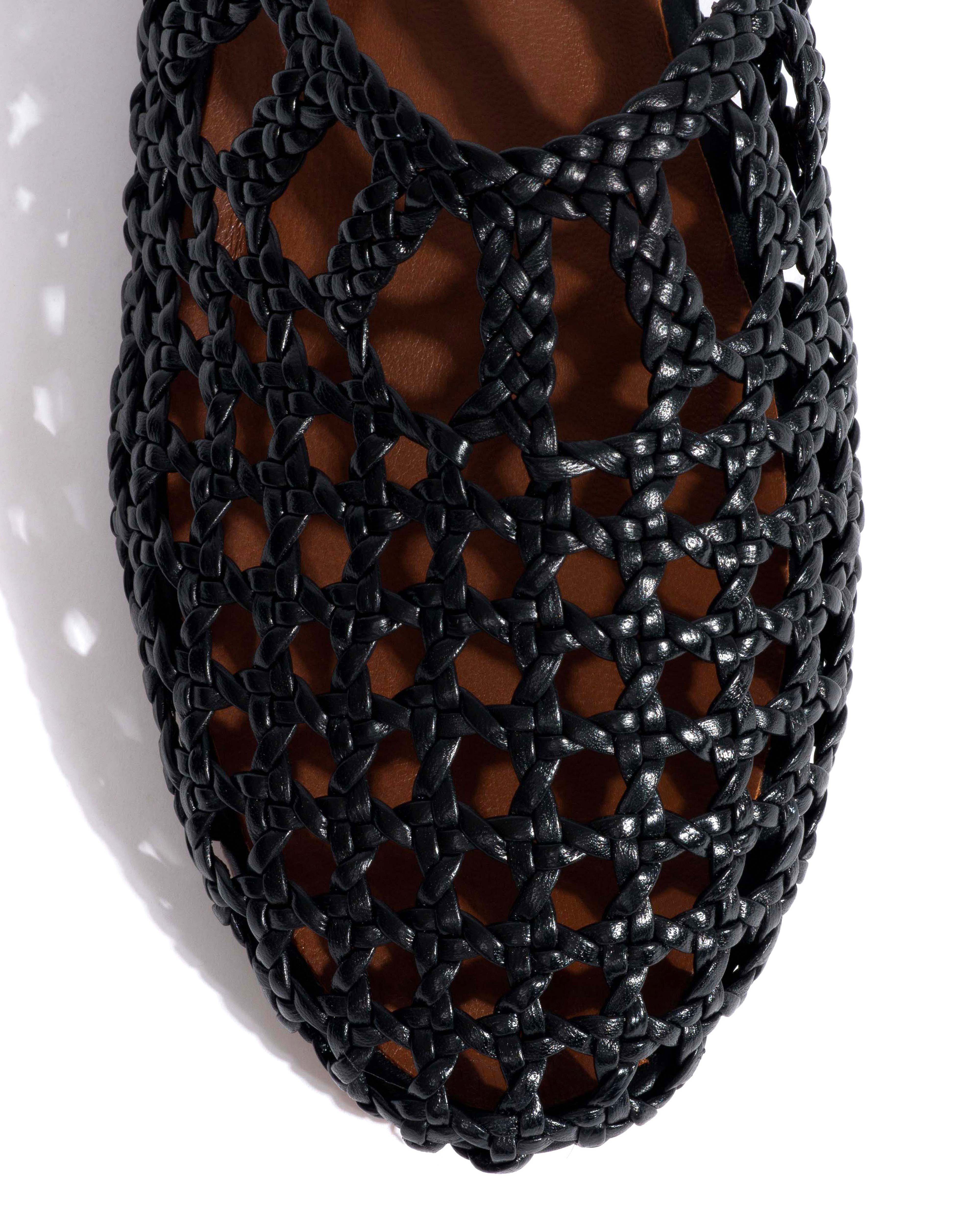 Sabrina 10 hand-braided leather Black