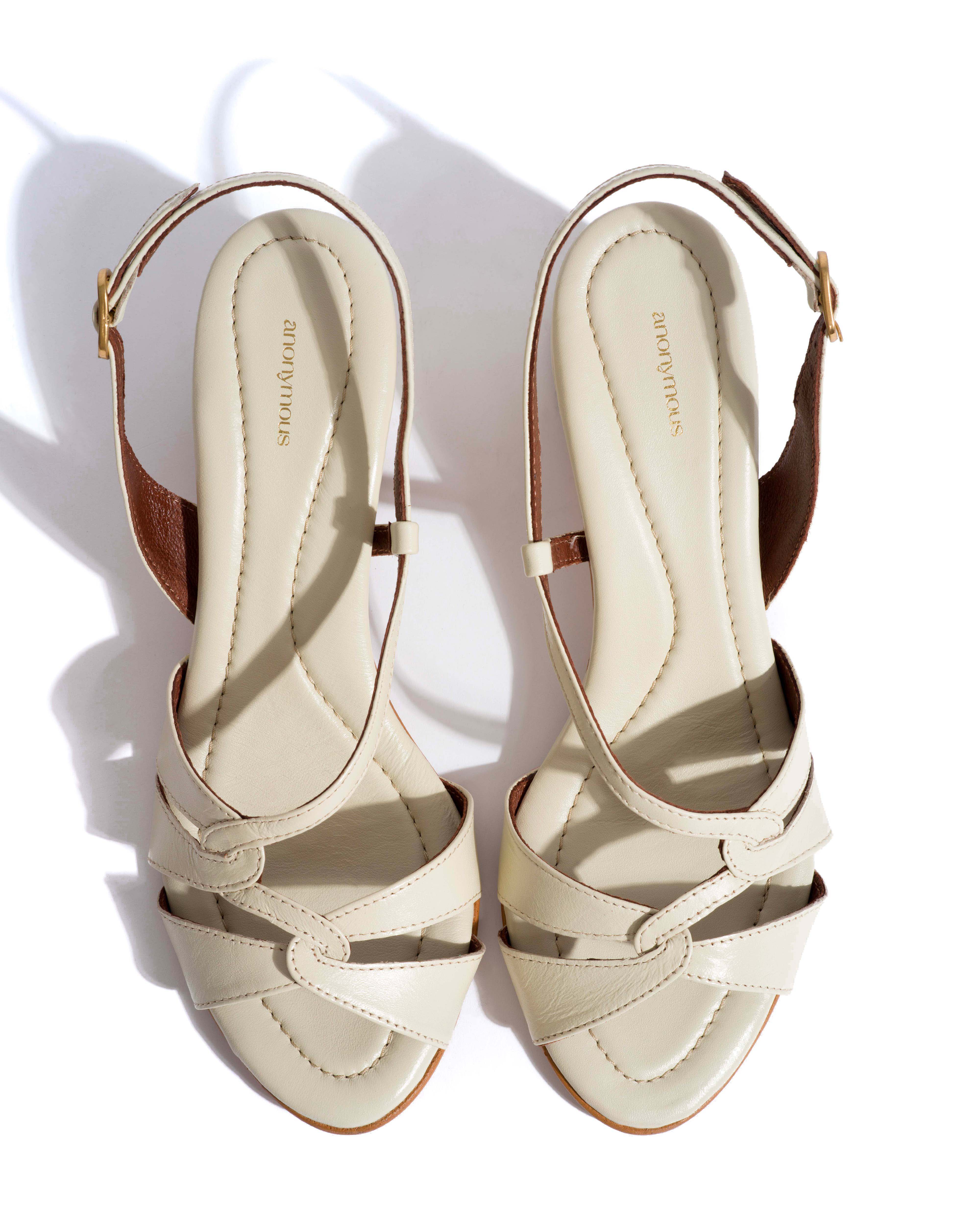 Natasha 50 Shiny lamb White sand