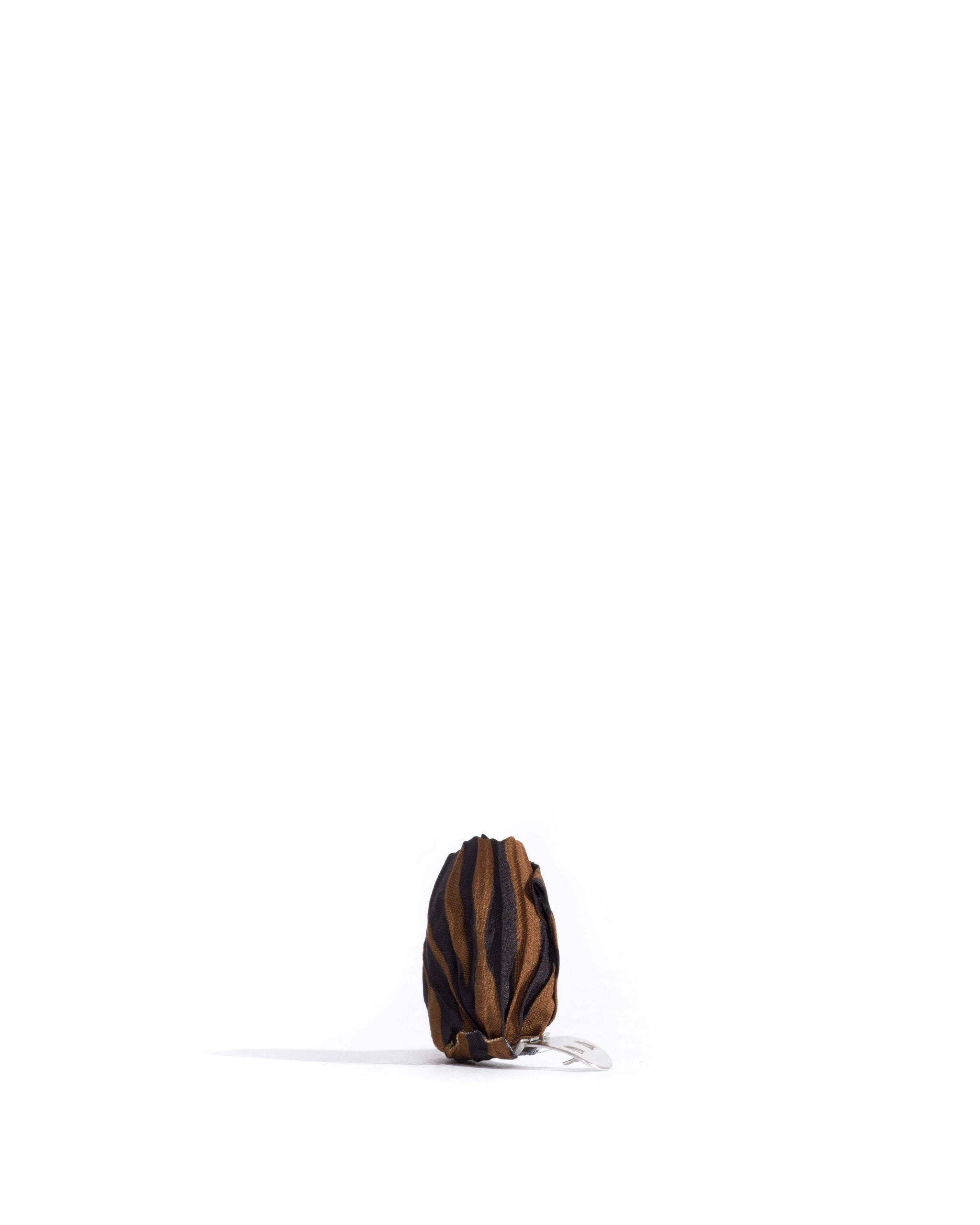 Tulip shoe clip Pleated zebra Chocolate shades