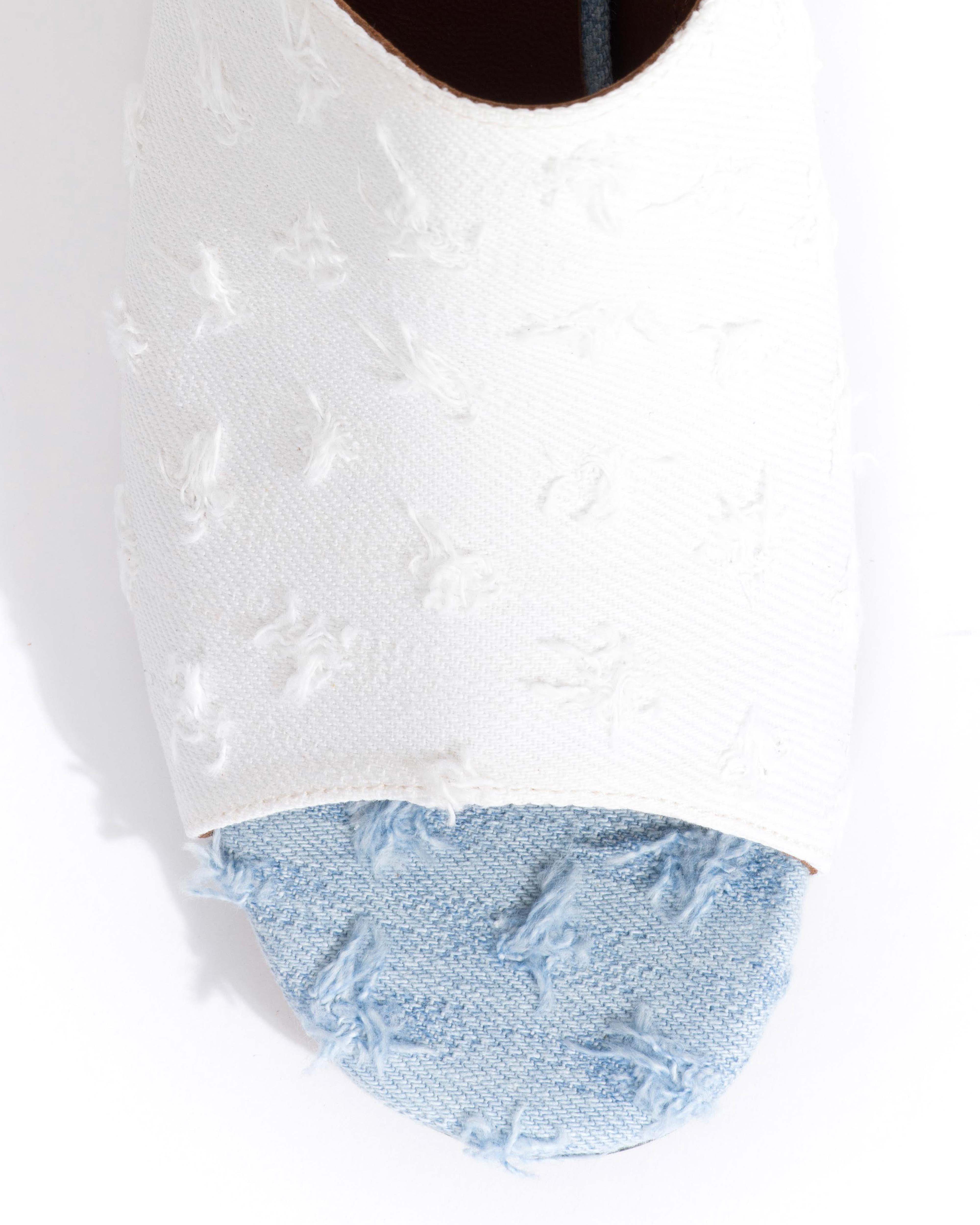 Horizon 55 Denim mix Distressed washed white & Distressed washed blue & Distressed washed grey