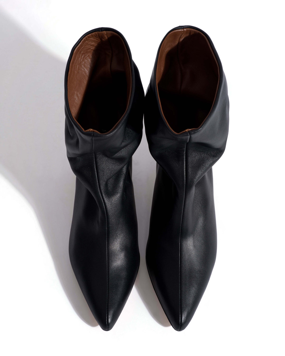 Vully 40 Soft calf Black