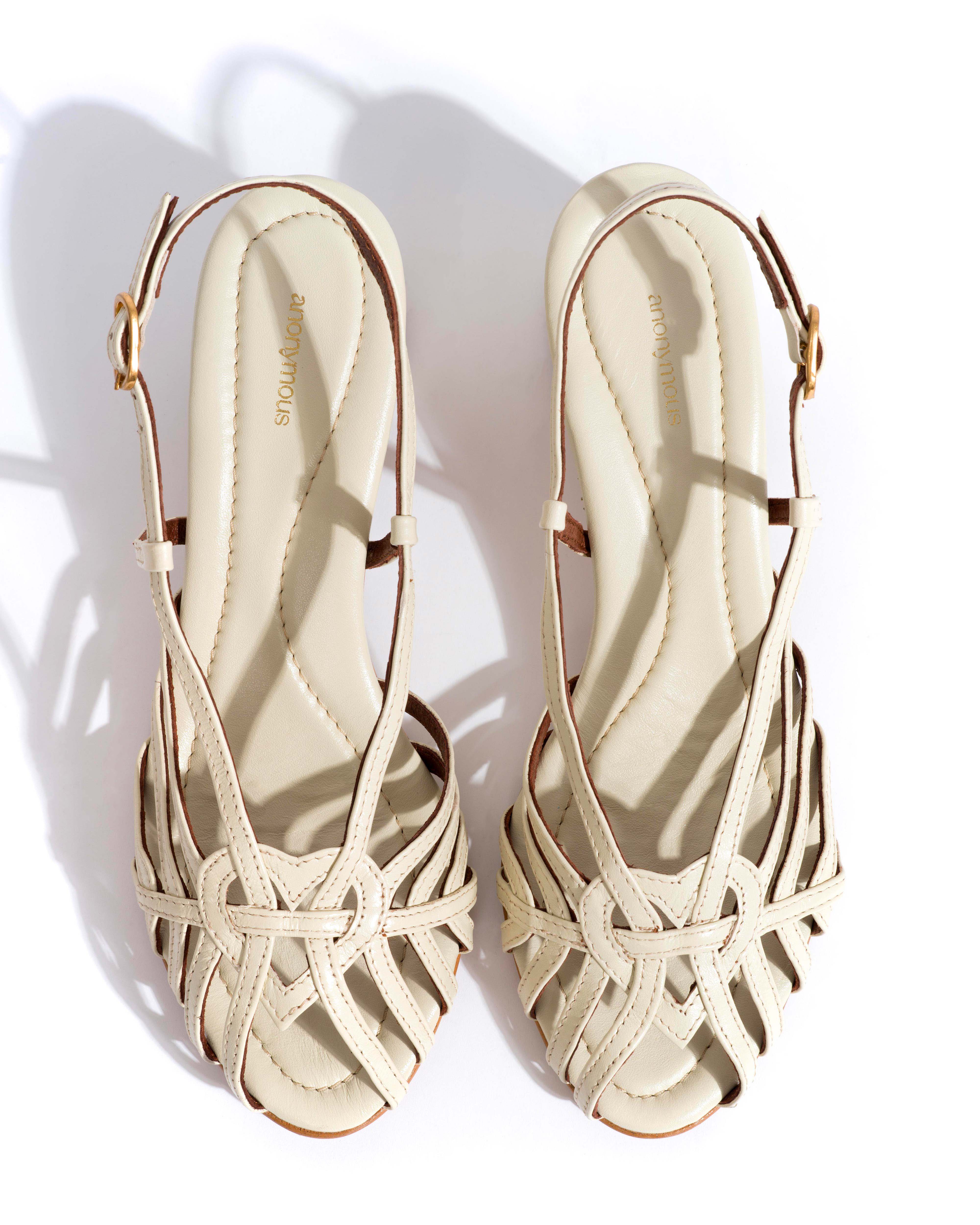 Briddie 50 heart Shiny lamb White sand