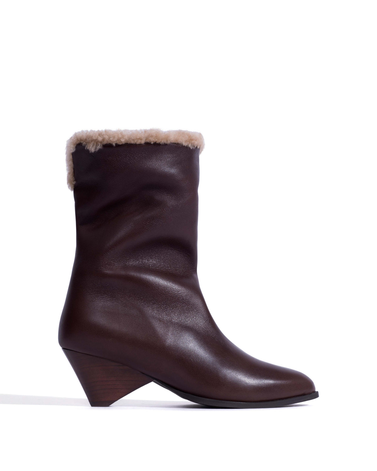 Vully 50 triangle lamb shearling Vegetal soft calf Coffee brown