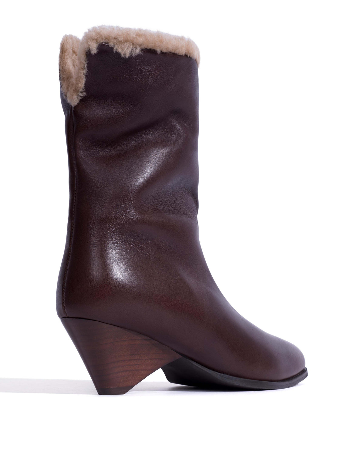 Vully 50 triangle lamb shearling Vegetal soft calf Coffee brown