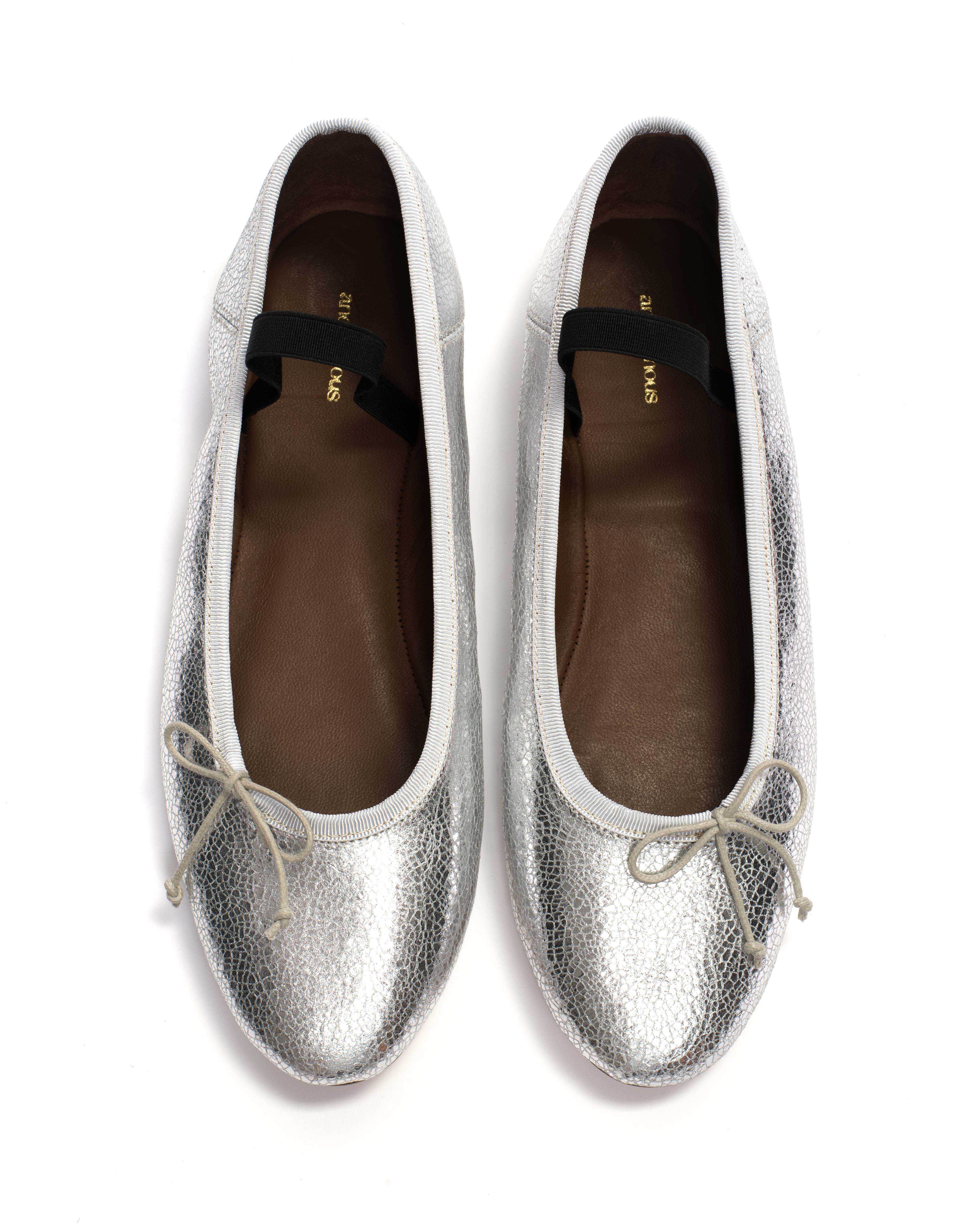 Rhina Crackled metallic goat Silver