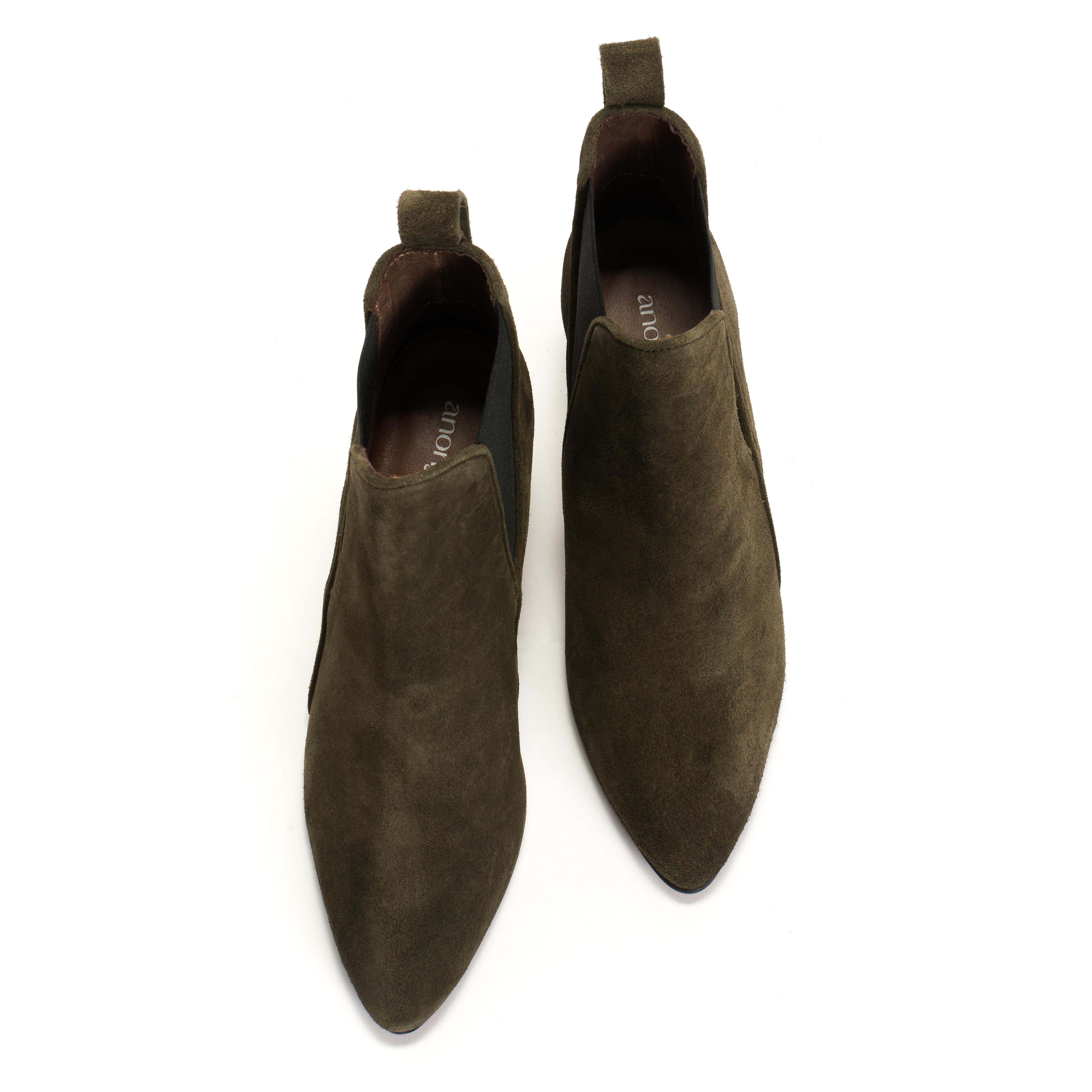 Rikley Calf suede Moss green