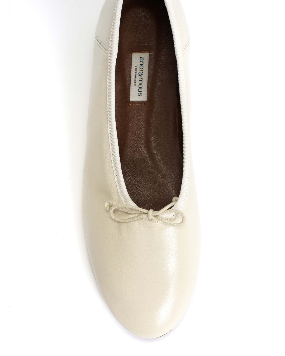 Sacha Shiny lamb White sand