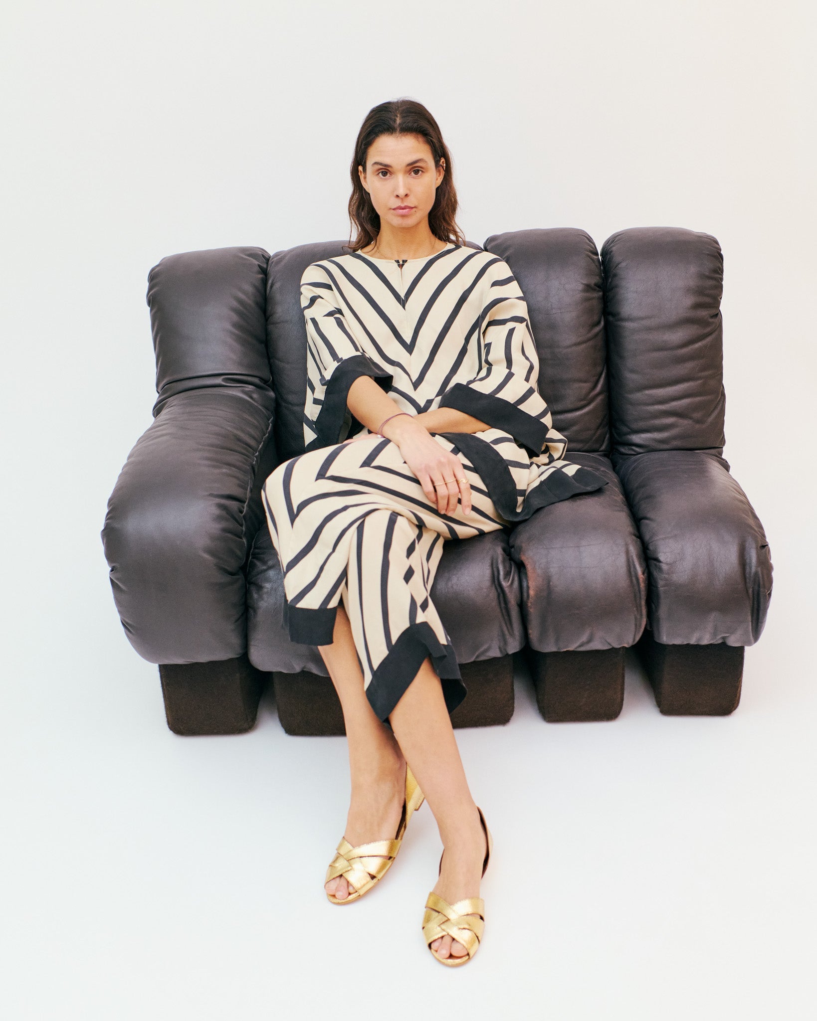 Sanni 20 Crackled Metallic Gold
