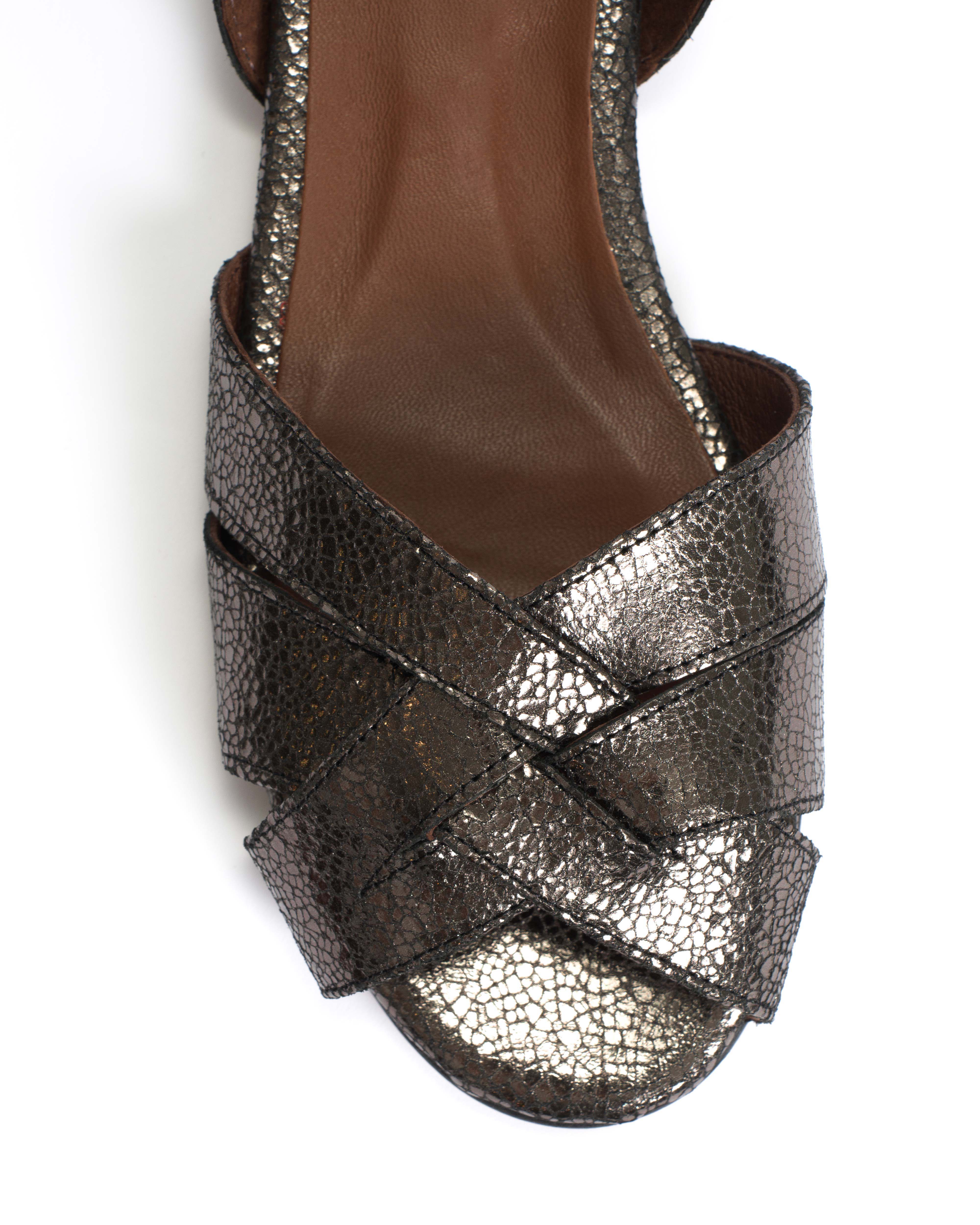 Sanni 20 Crackled metallic goat Platinum