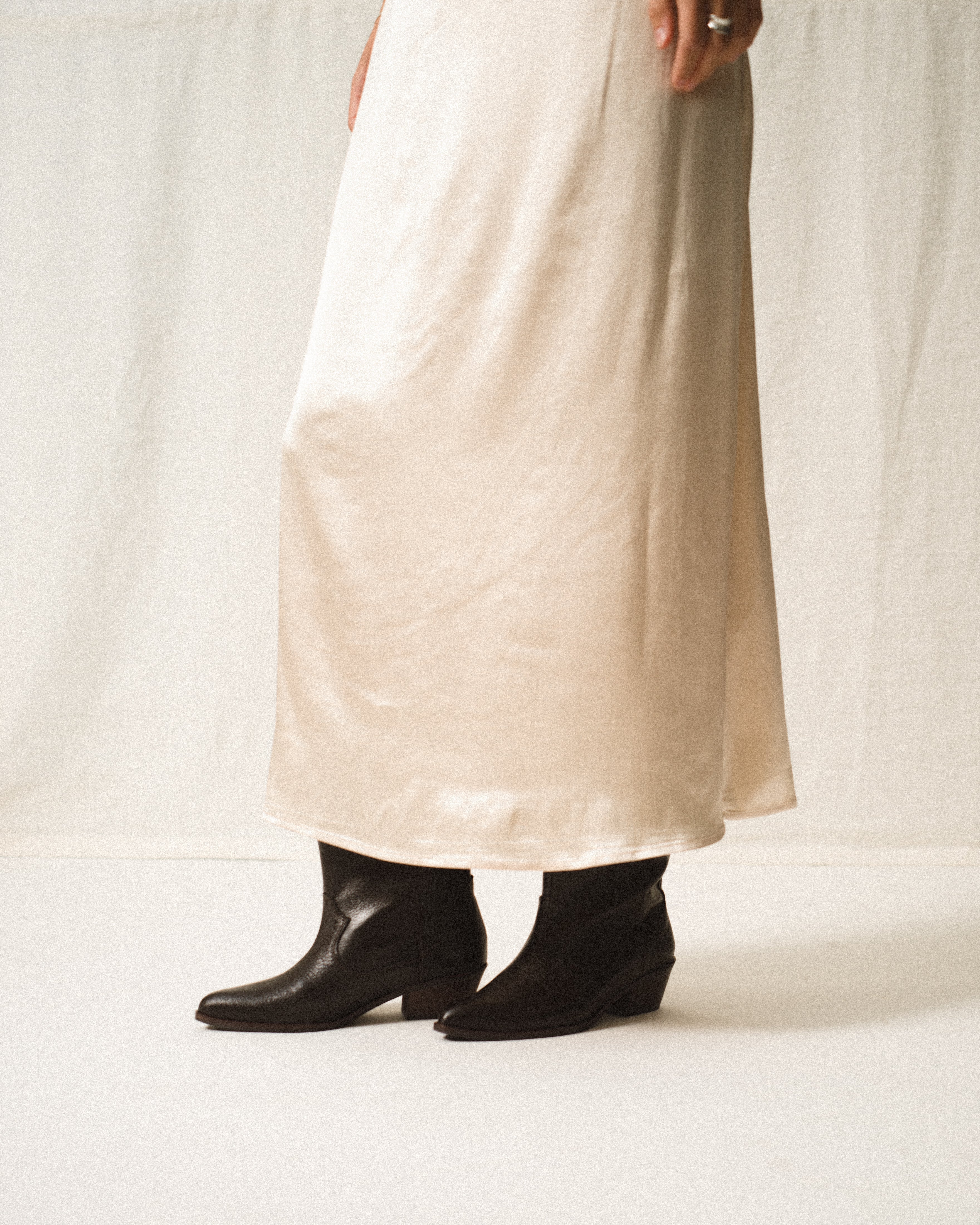 Saseline 35 Grained chevre goat Coffee brown
