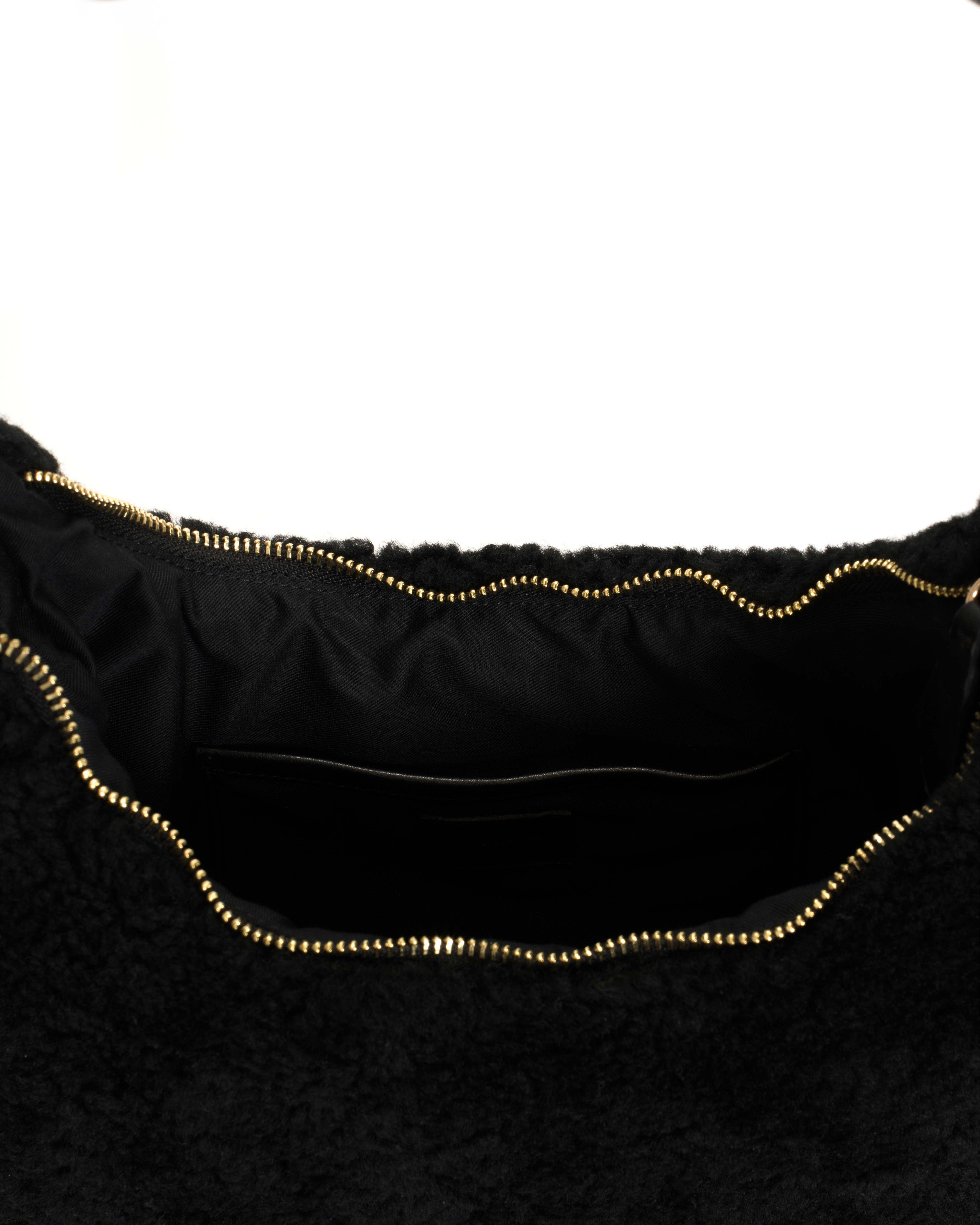 Shane Grand pillow bag Shearling & Shiny lamb Black