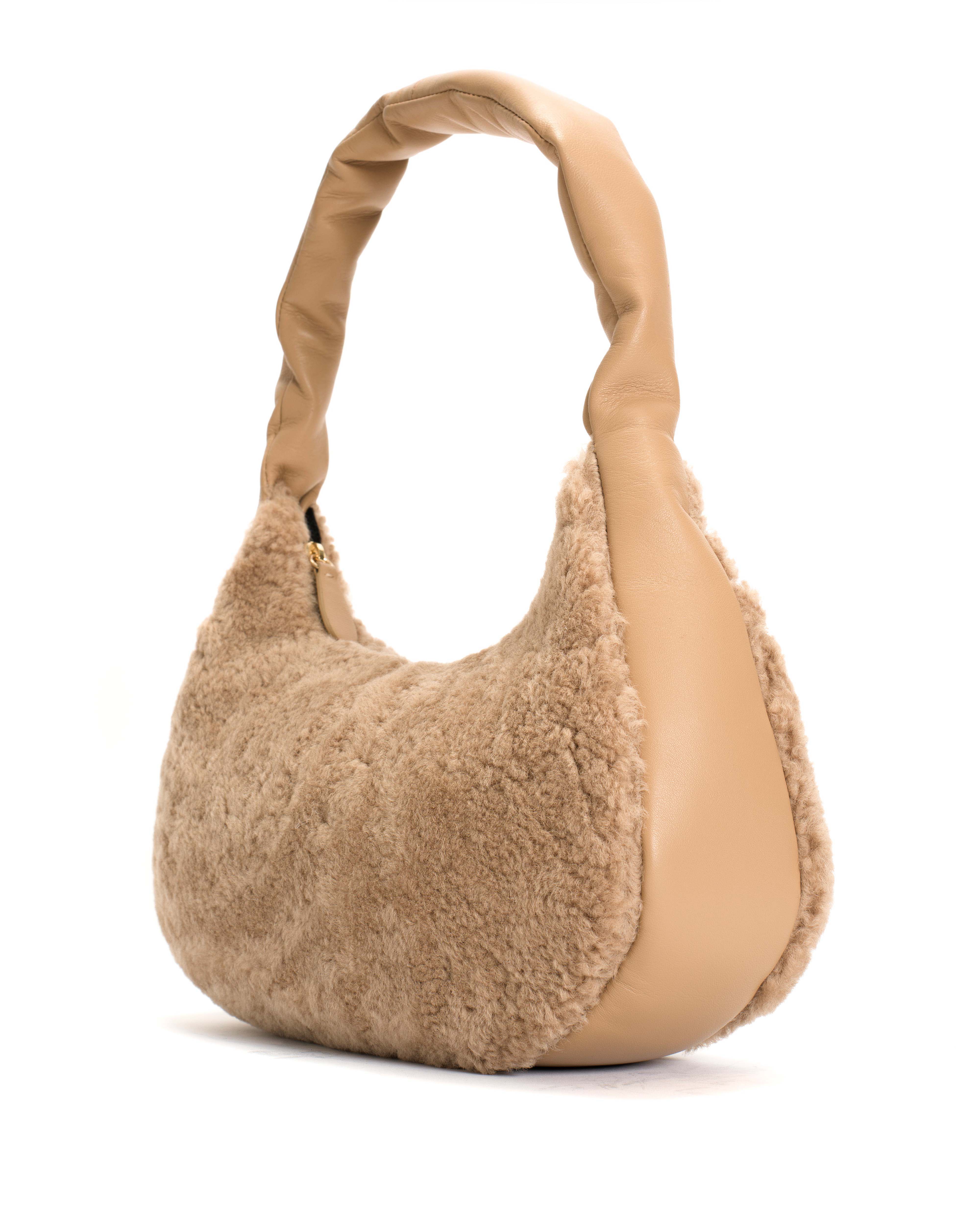 Shane Grand pillow bag Shearling & Shiny lamb Desert sand