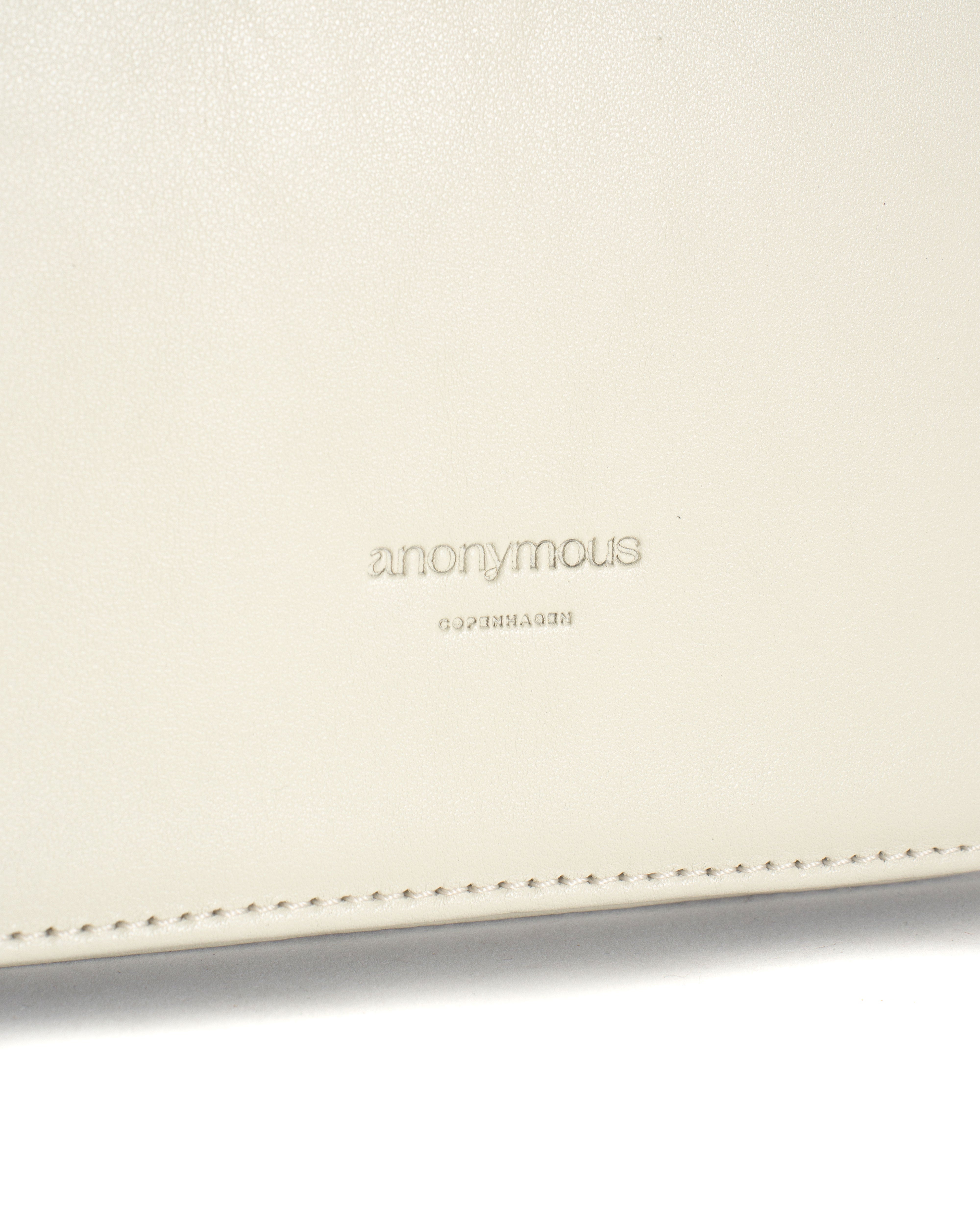 Sicha crossover bag Soft calf Milk white