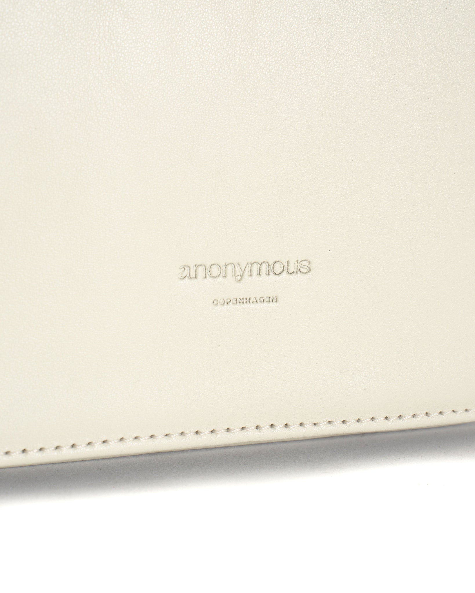 Sicha crossover bag Soft calf Milk white - Anonymous Copenhagen