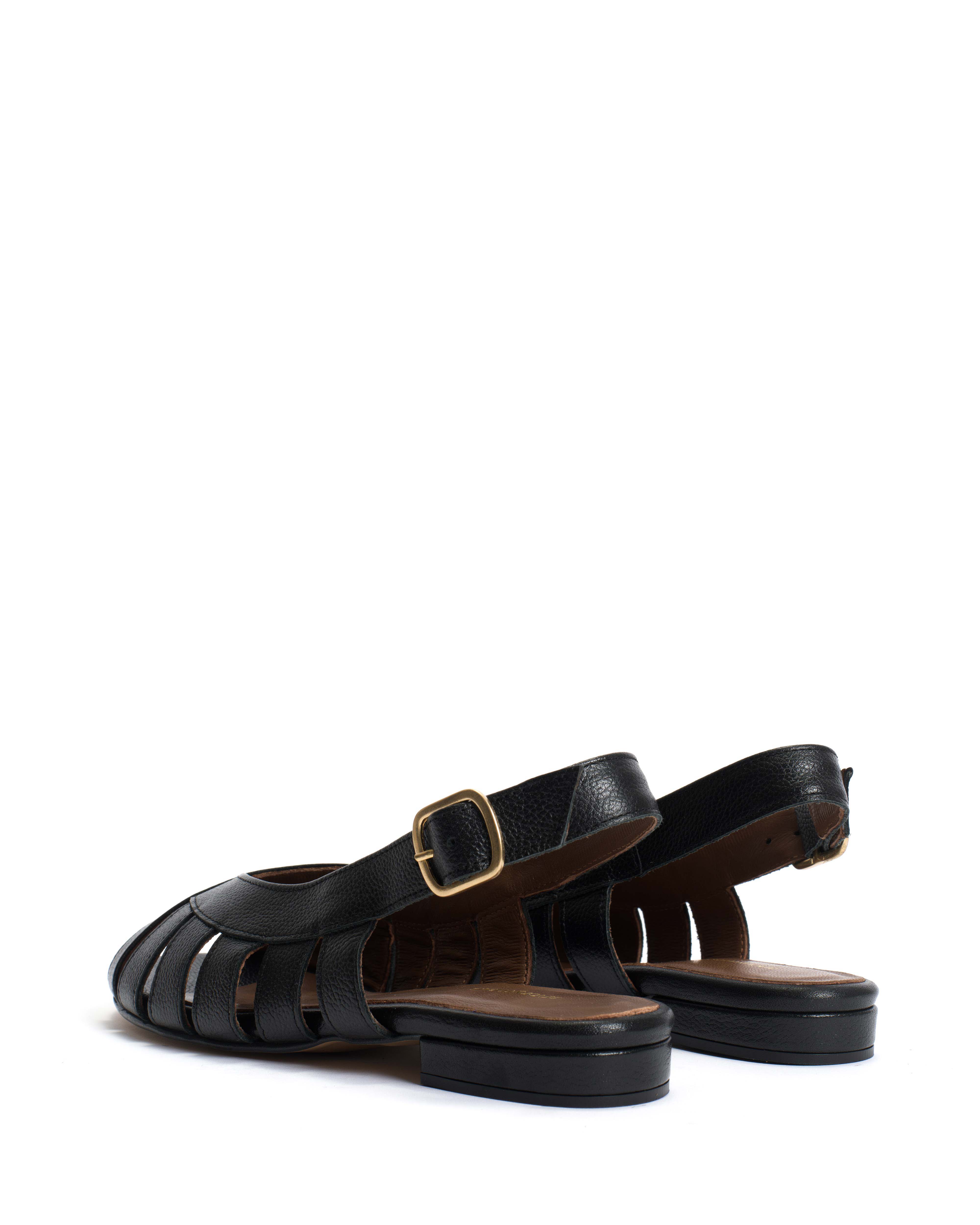 Sophie 20 Pebbled soft calf Black