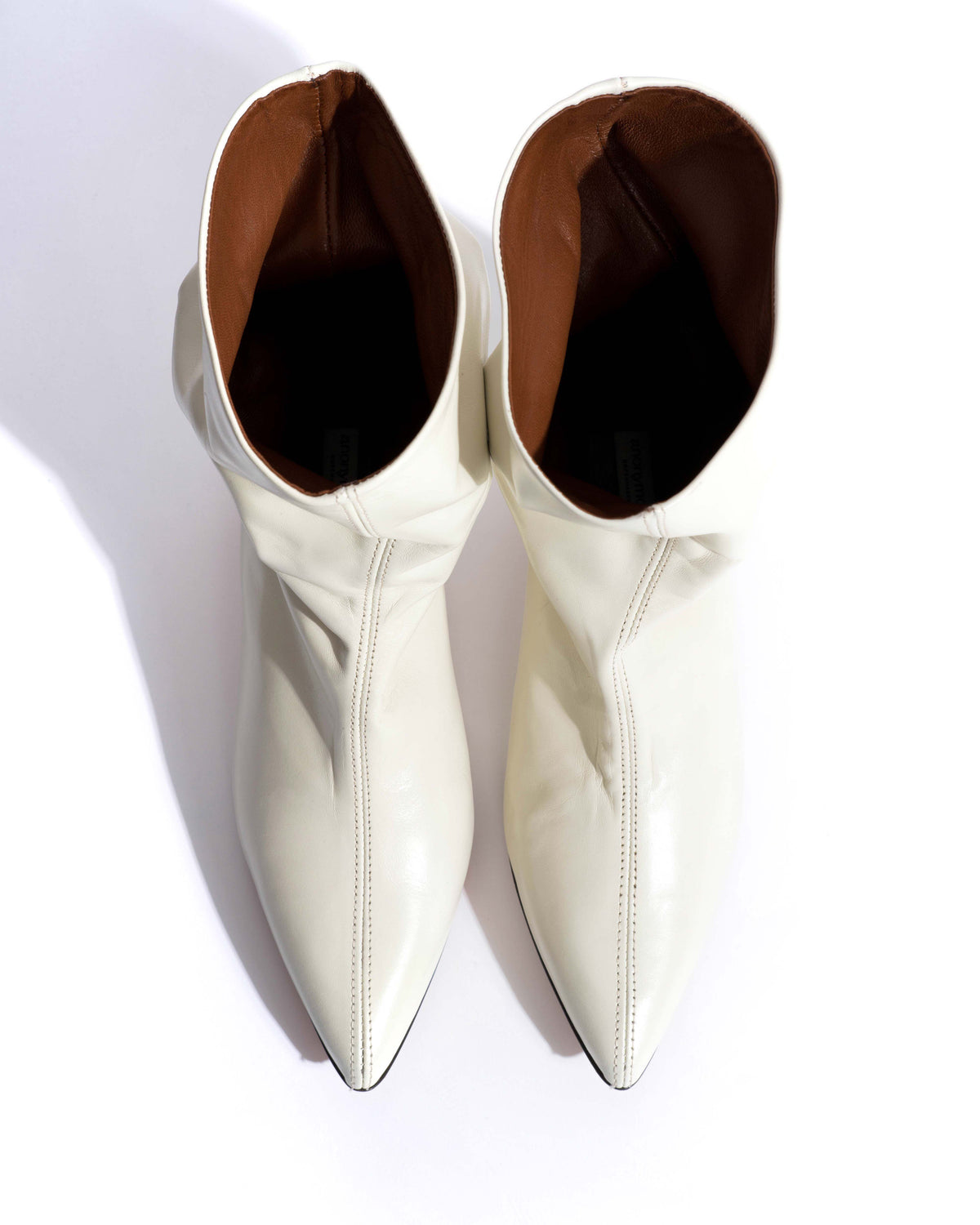 Sweeney 40 stiletto Crinkled soft calf White sand