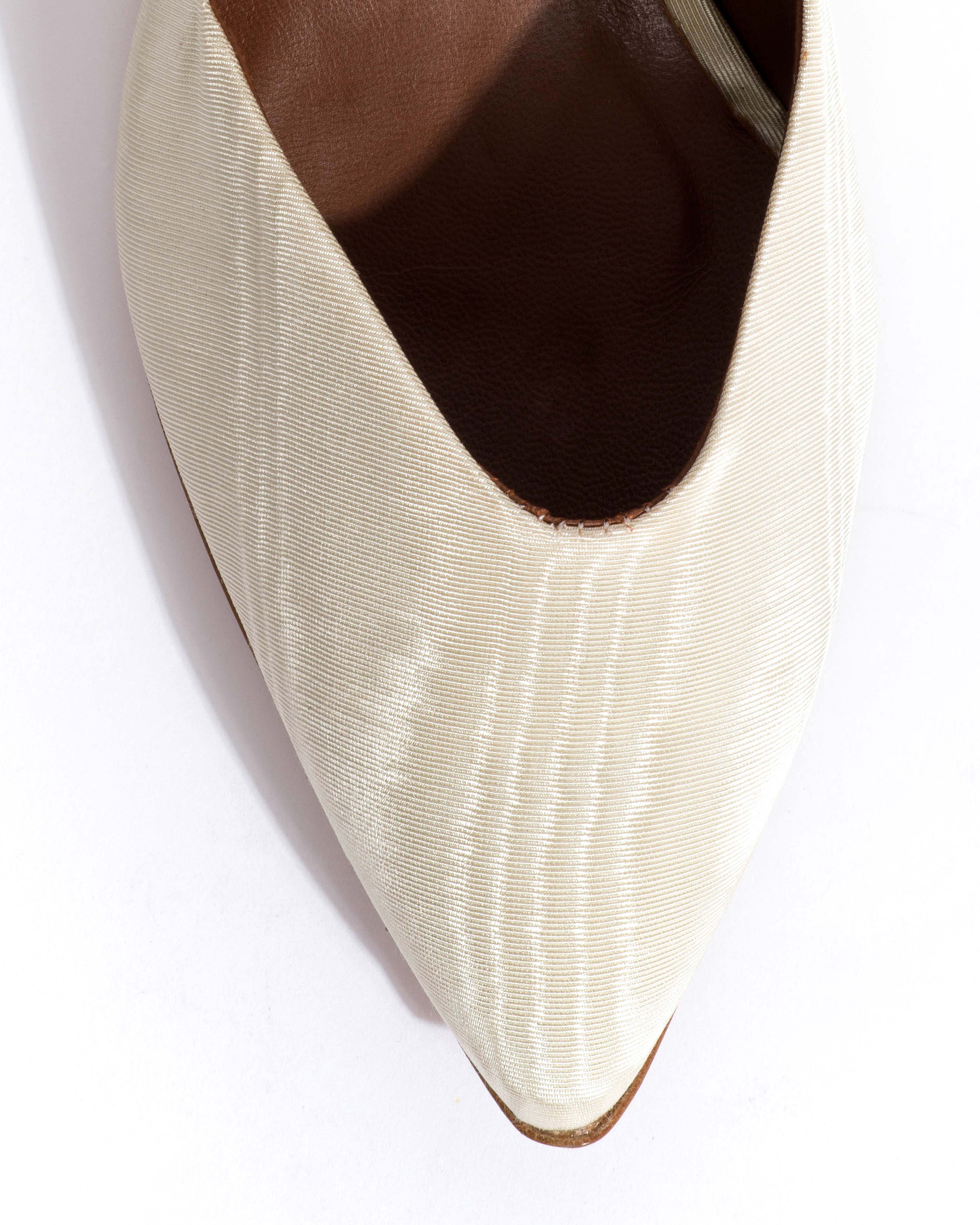 Trini 55 Glossy moire Ivory