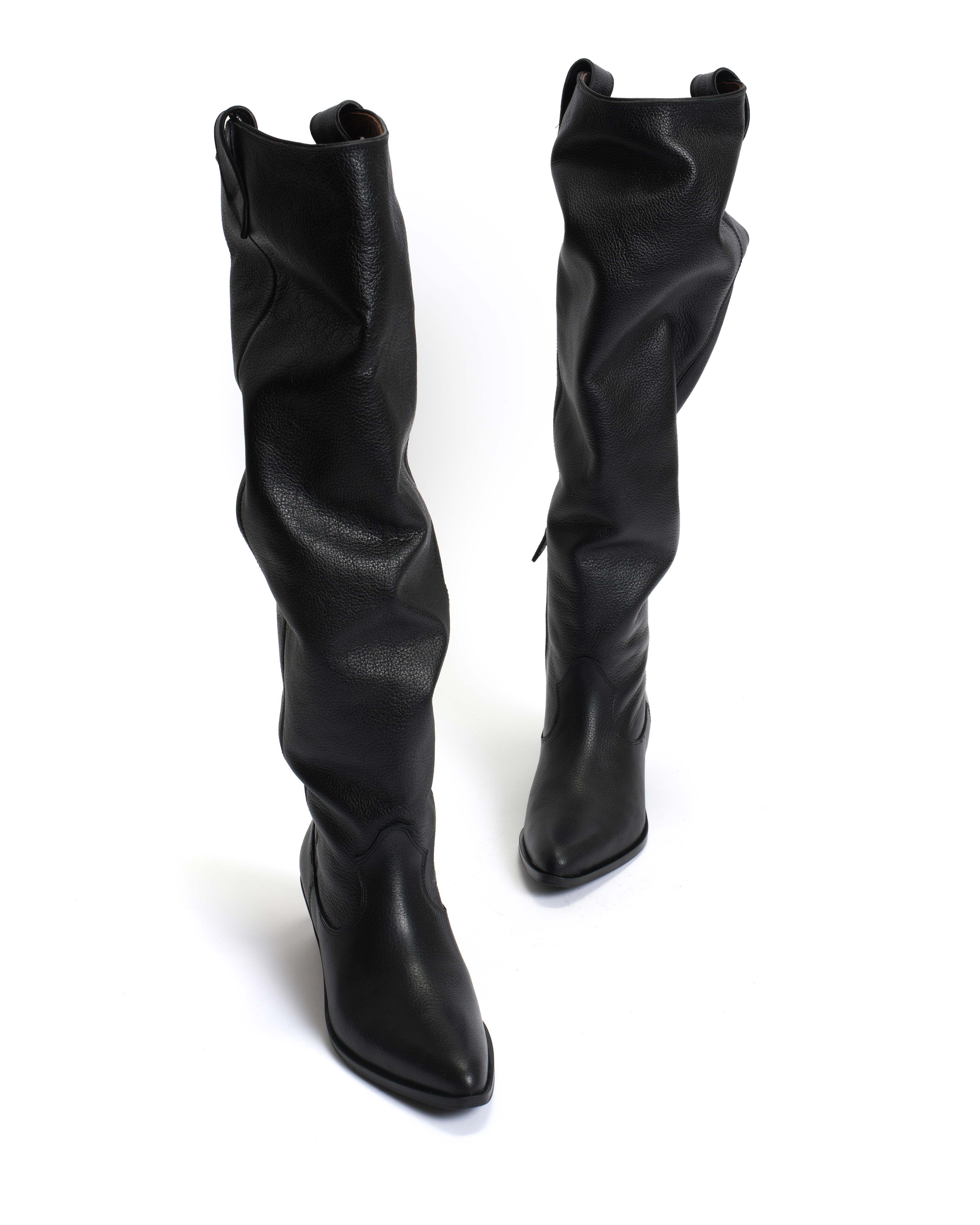 Trisha 35 Pebbled soft calf Black