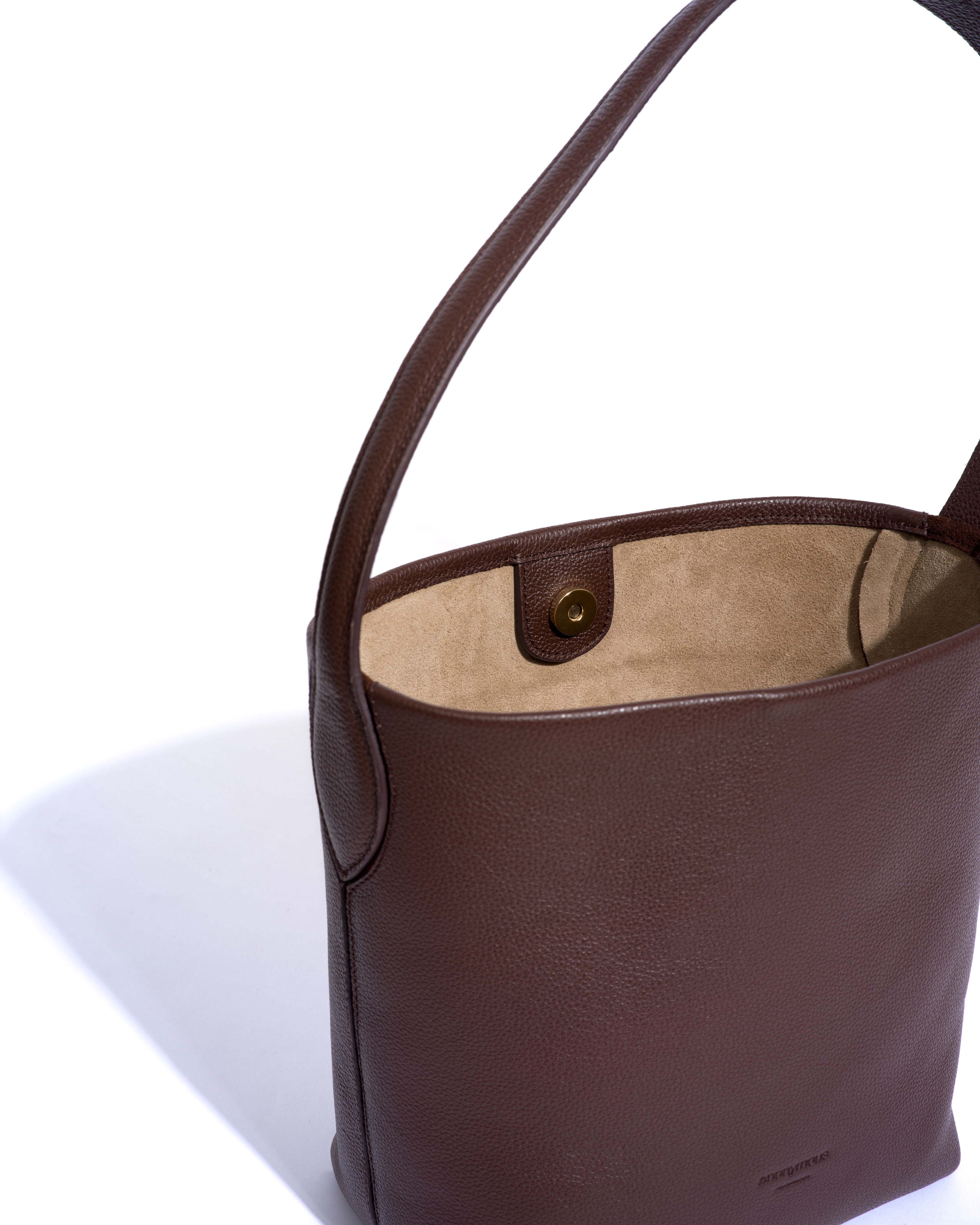 Versa petite bag Pebbled soft calf Chocolate