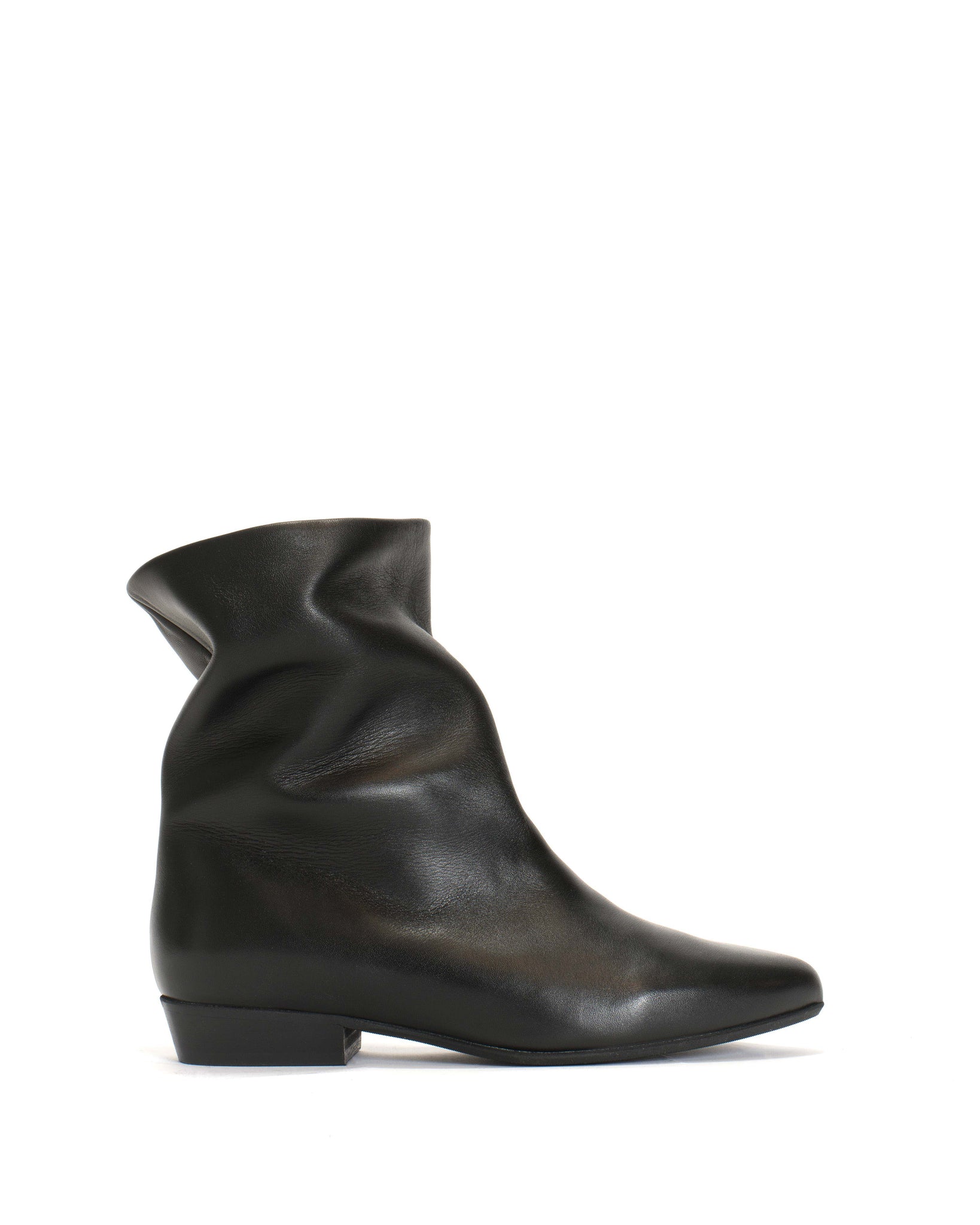 Vully 20 flat Soft calf Black - Anonymous Copenhagen