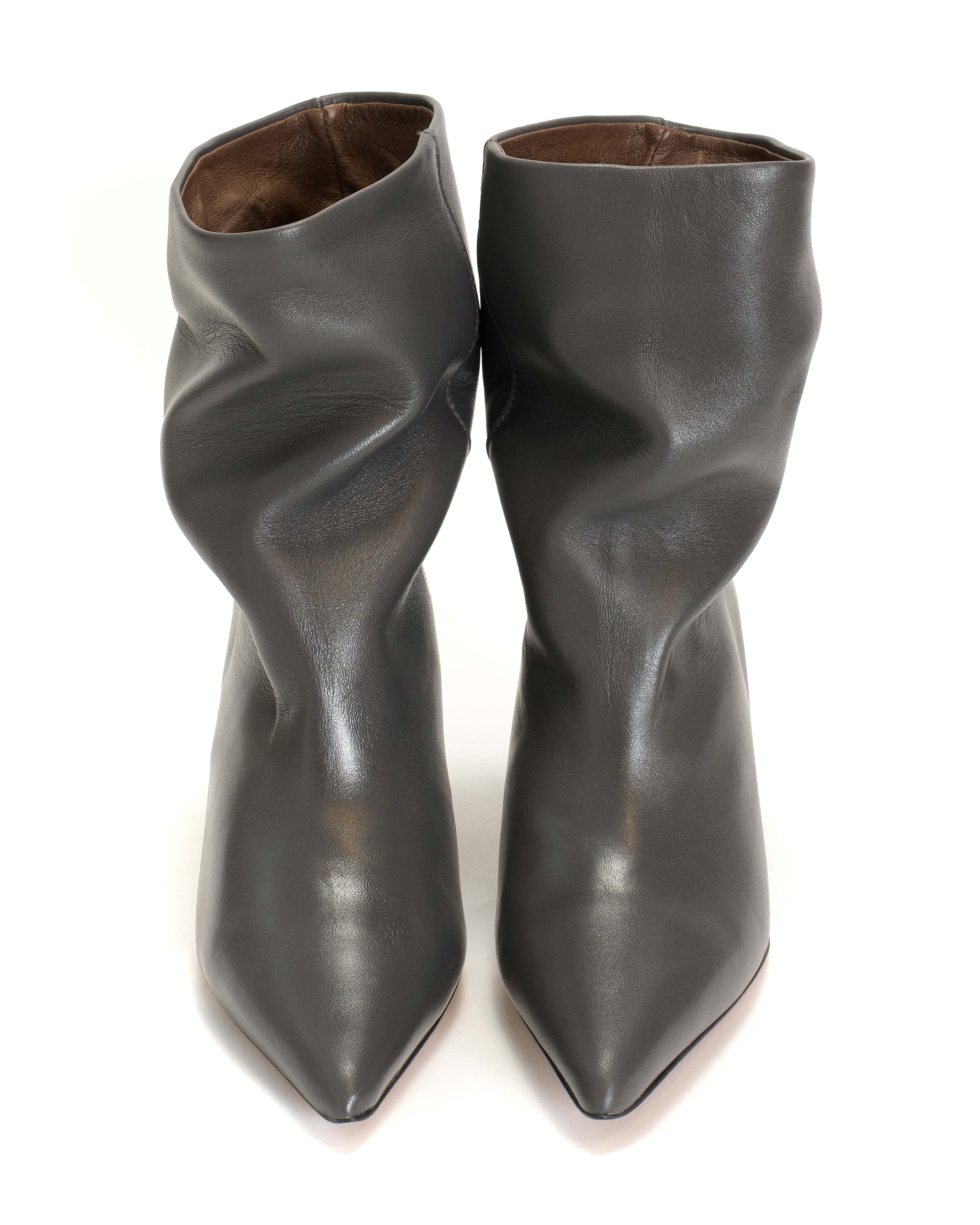 Vully 55 pin Soft calf Dusty grey