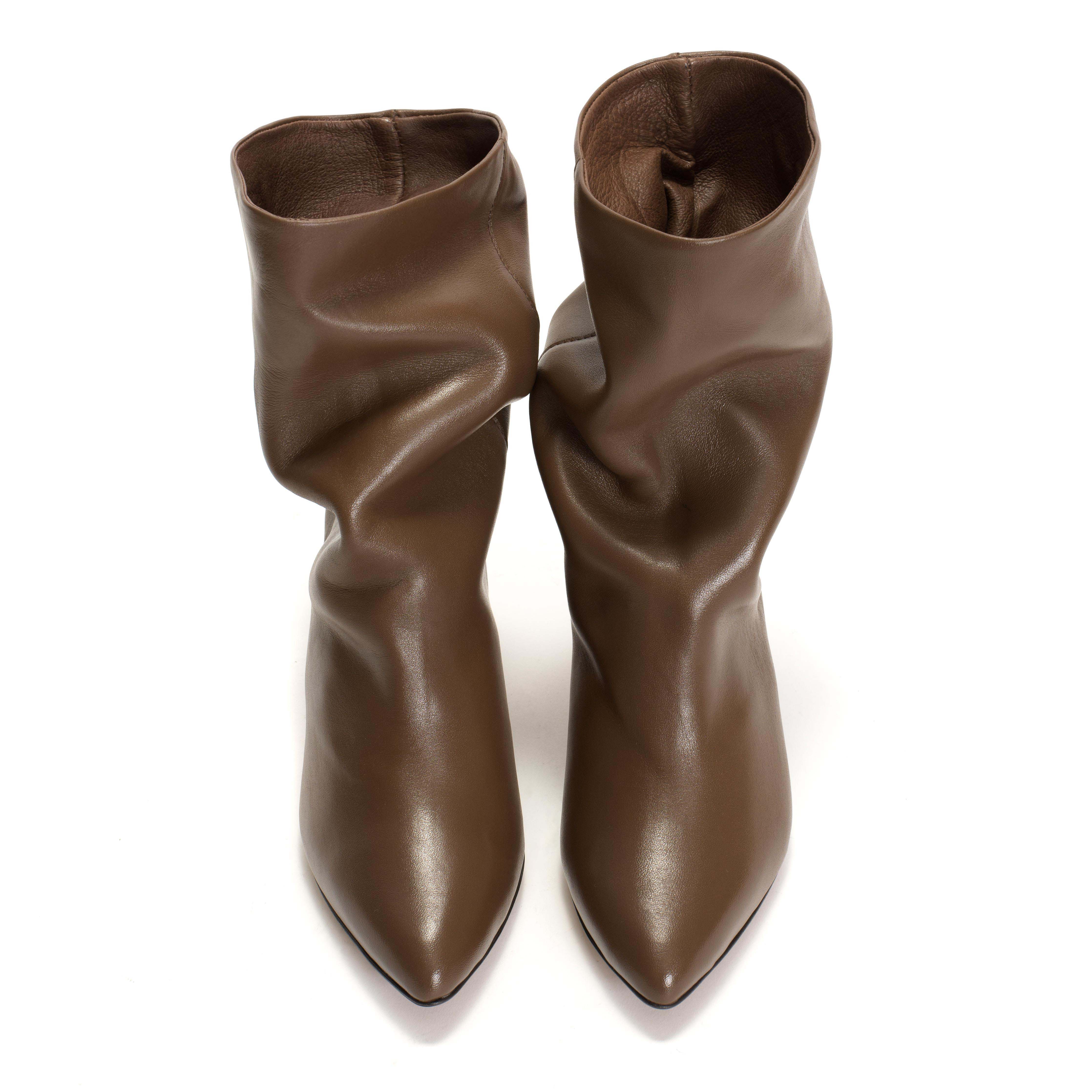 Vully 75 stiletto Soft calf Dark taupe